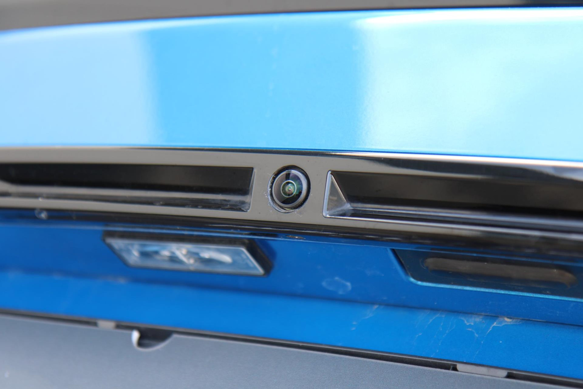 45669758-60.jpg
