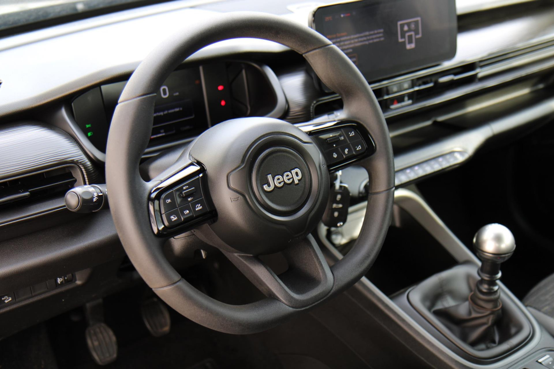 45706112-13.jpg
