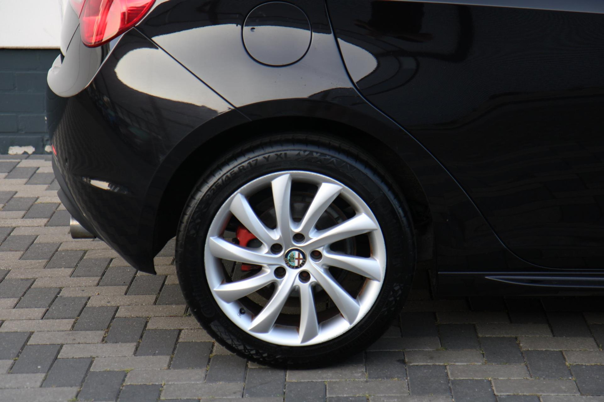 45745345-50.jpg