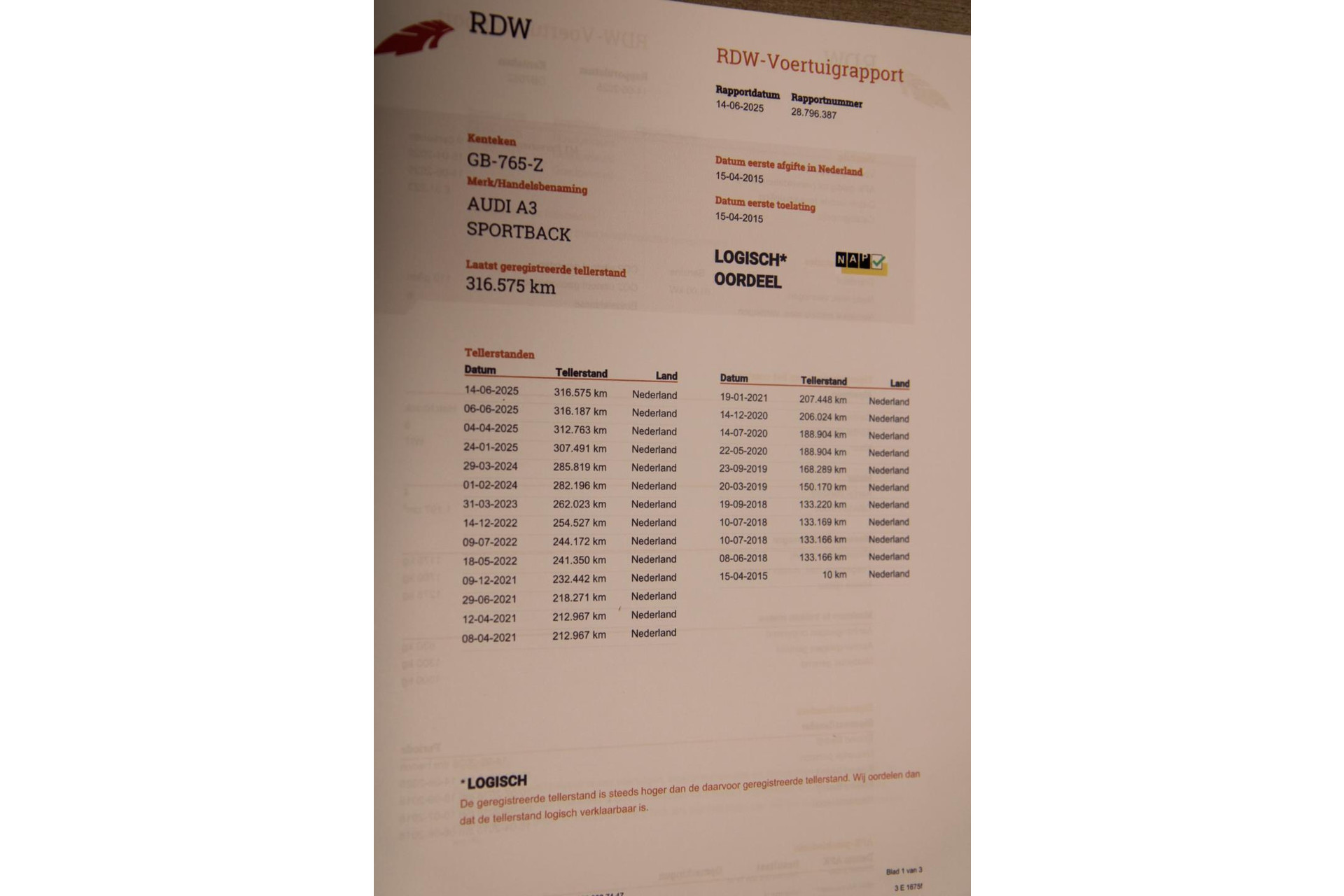 45745540-40.jpg