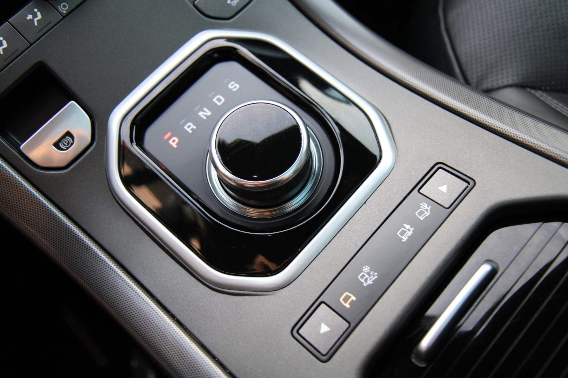 45820093-36.jpg