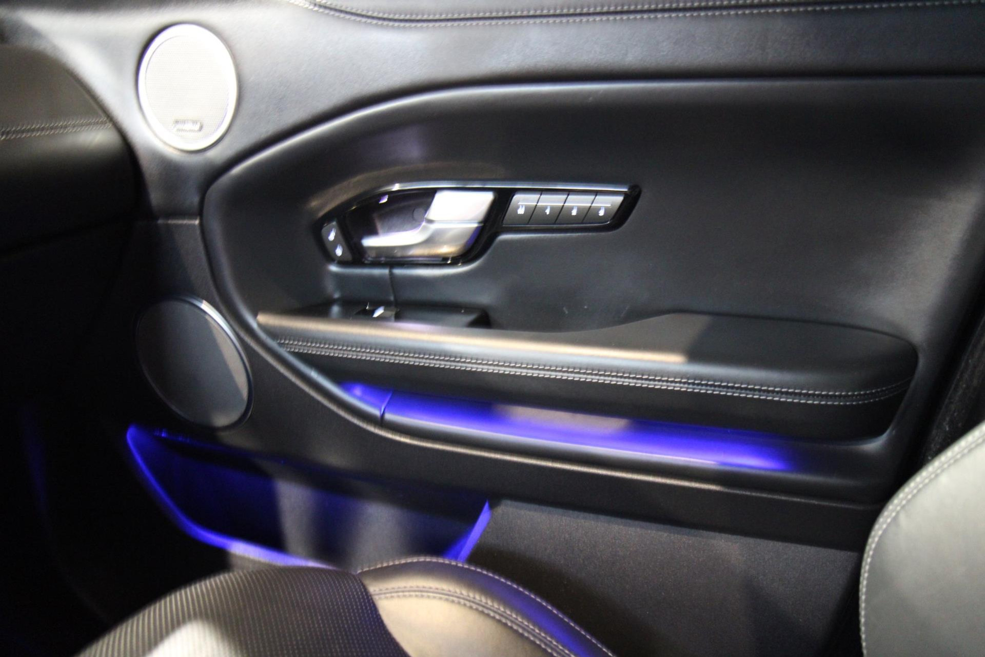 45820093-92.jpg