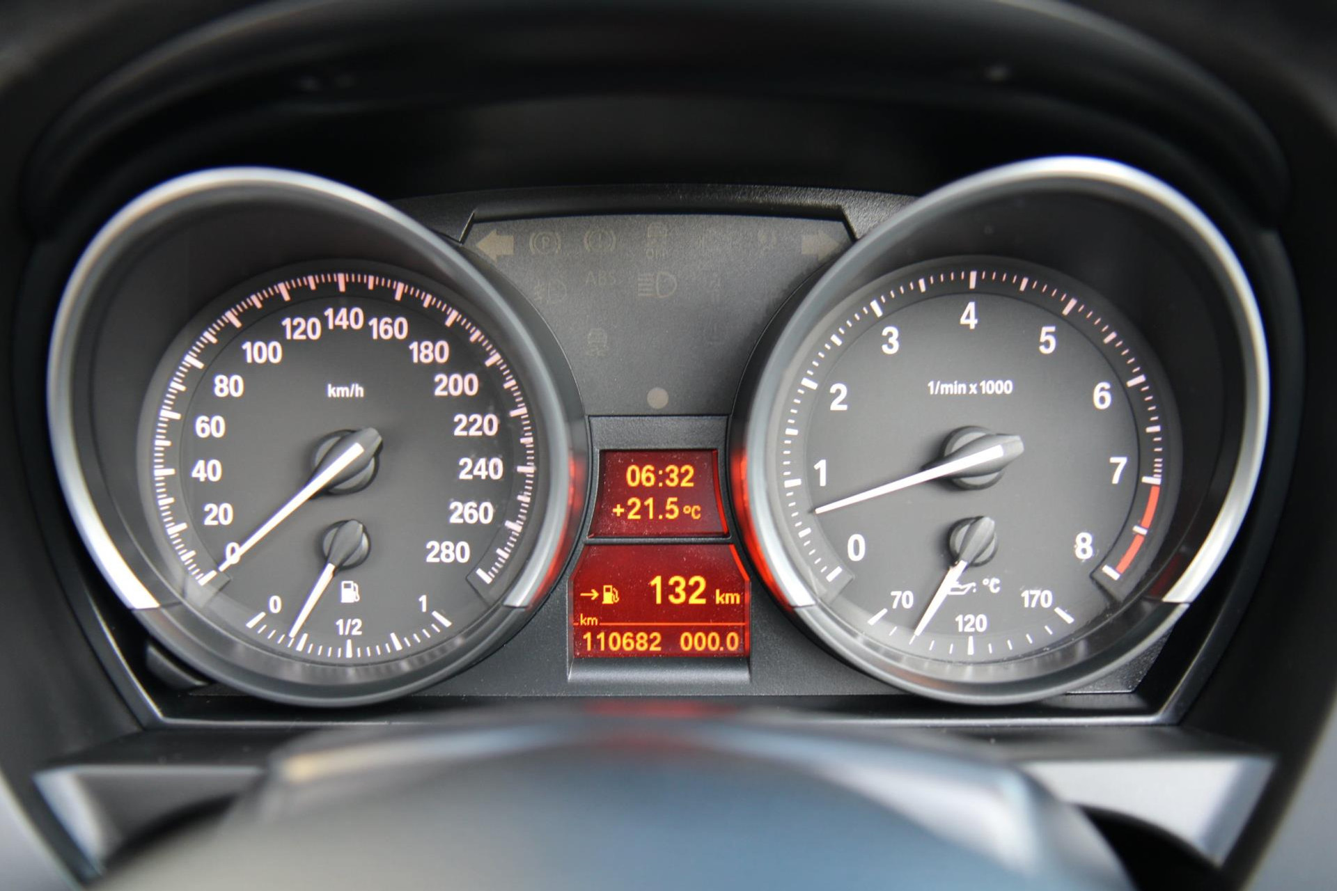 45820906-15.jpg