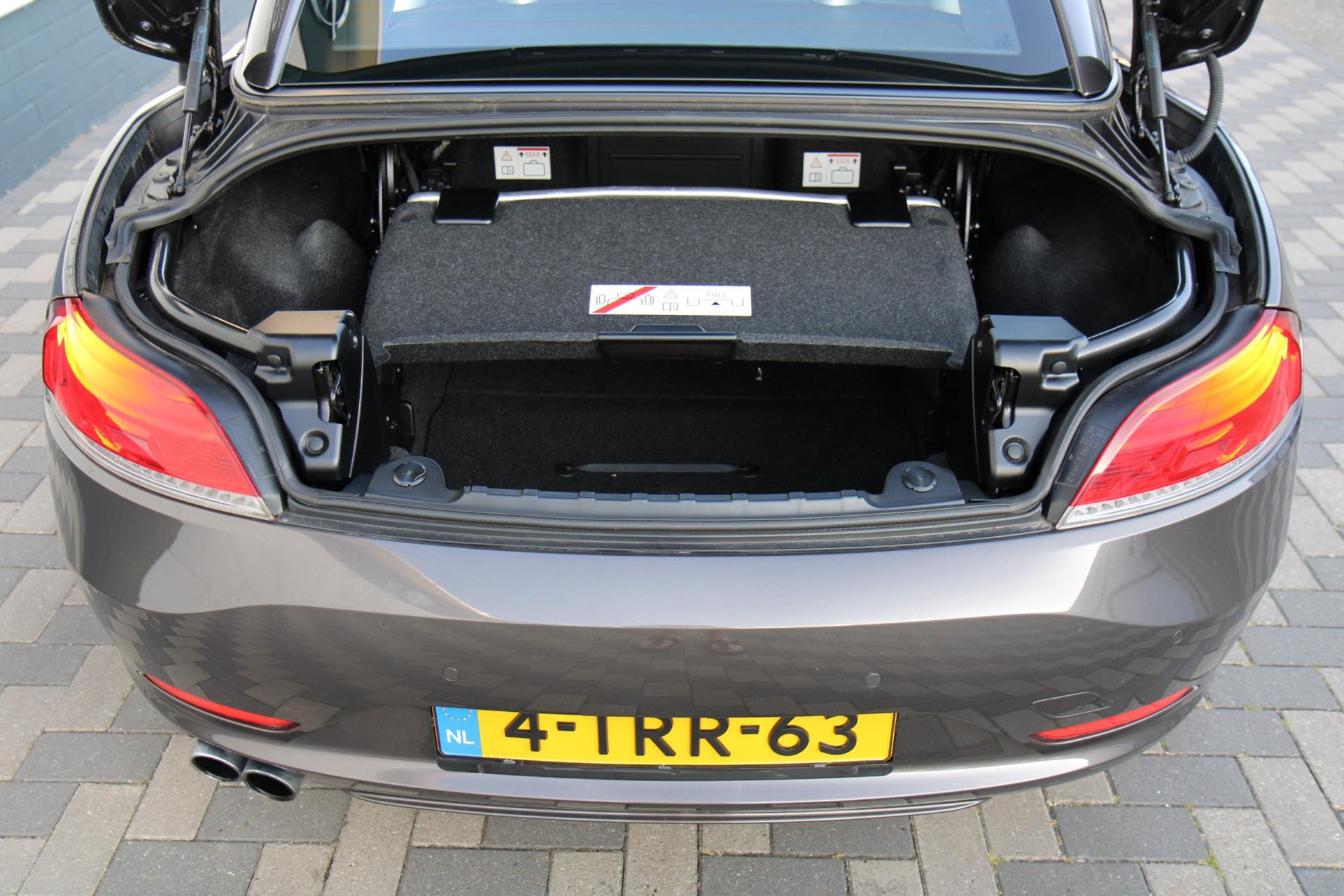 45820906-50.jpg