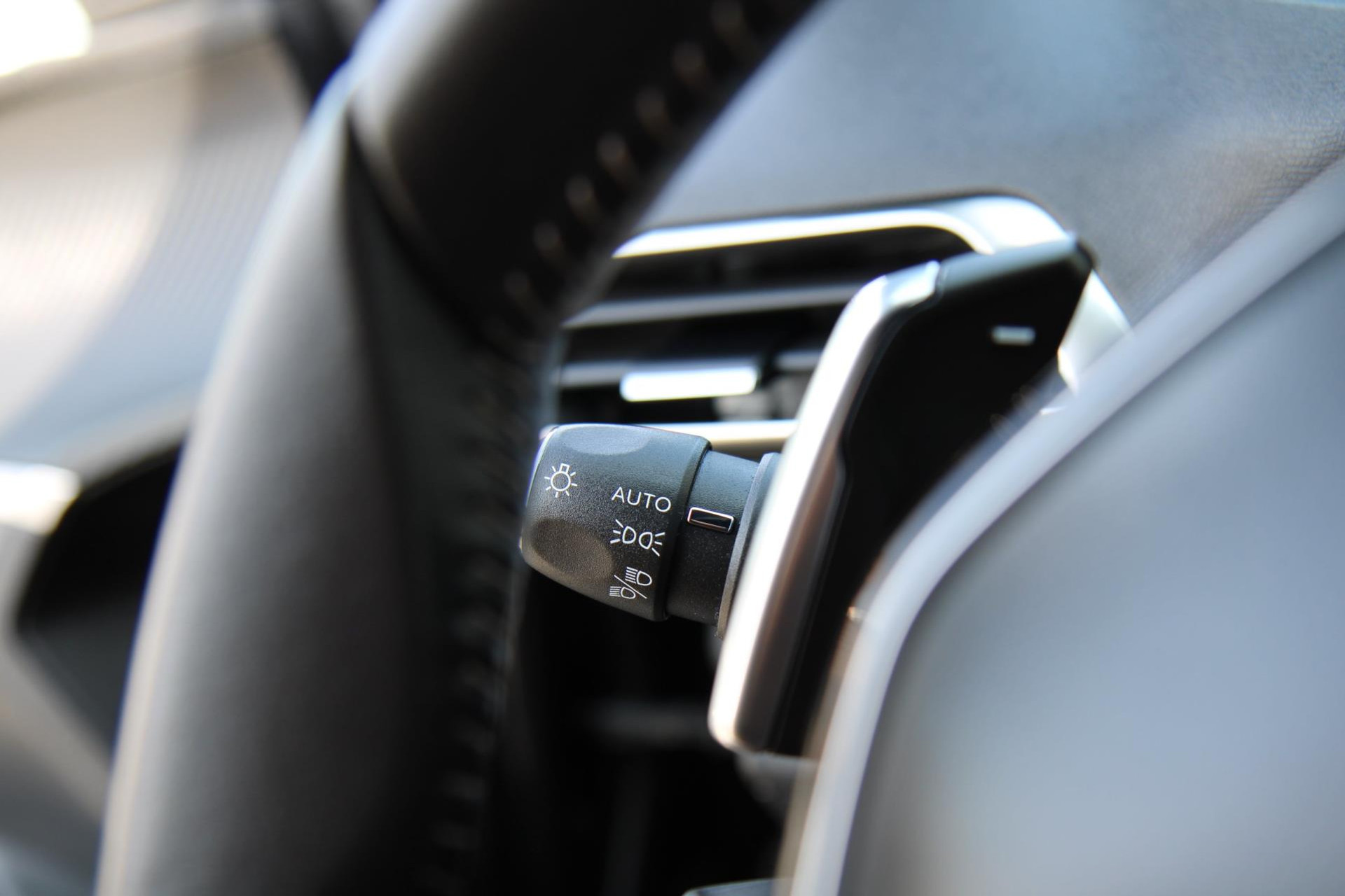 45846942-85.jpg
