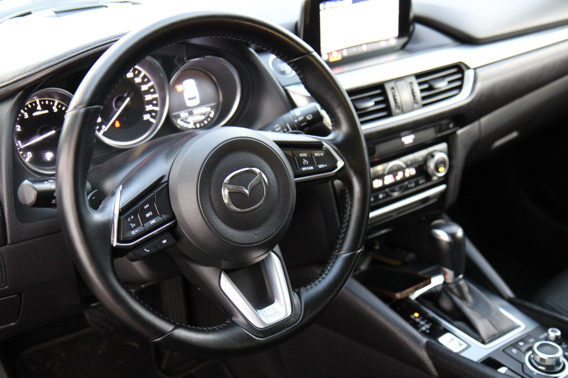 45963423-78.jpg