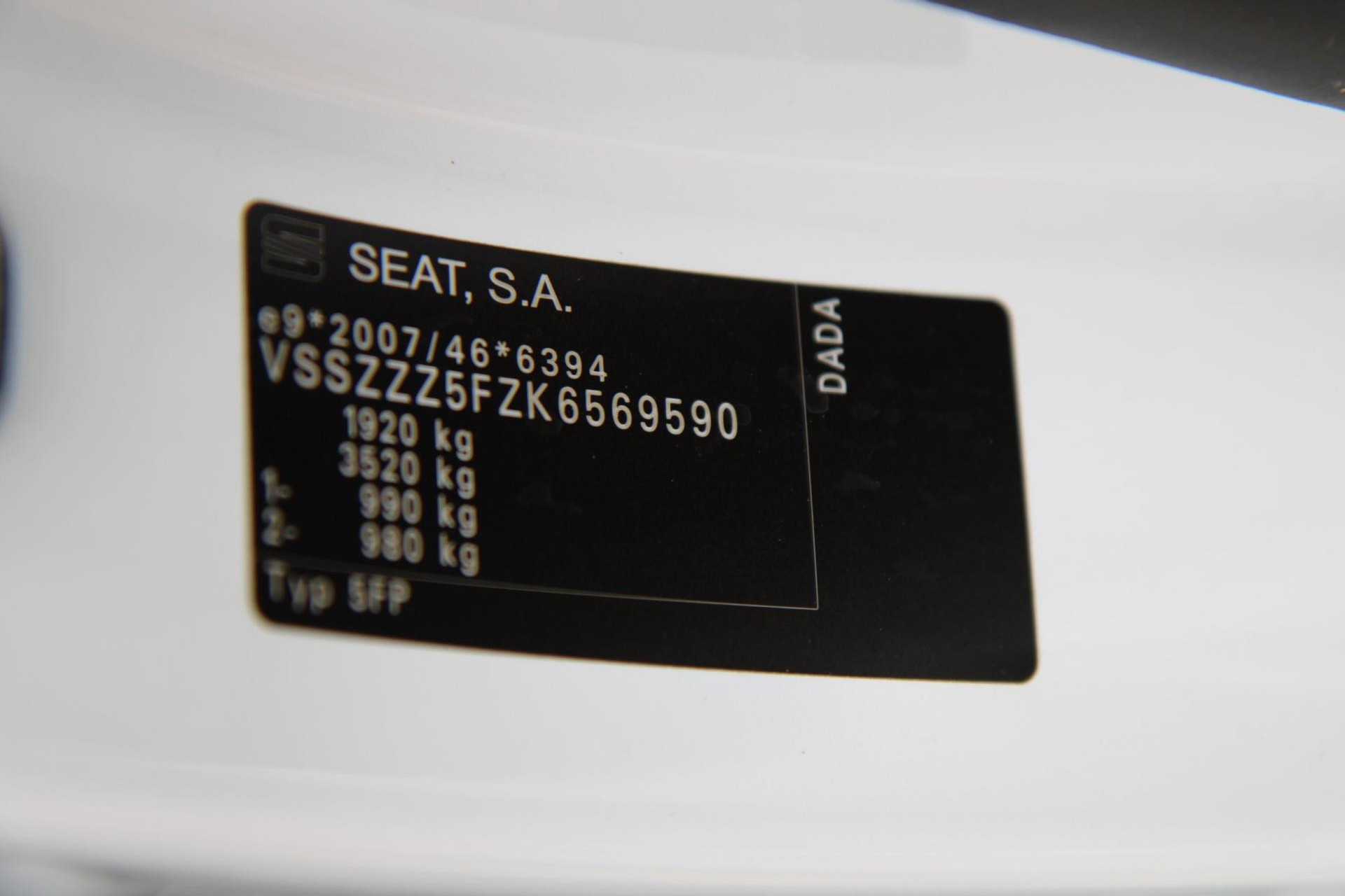 46173860-67.jpg