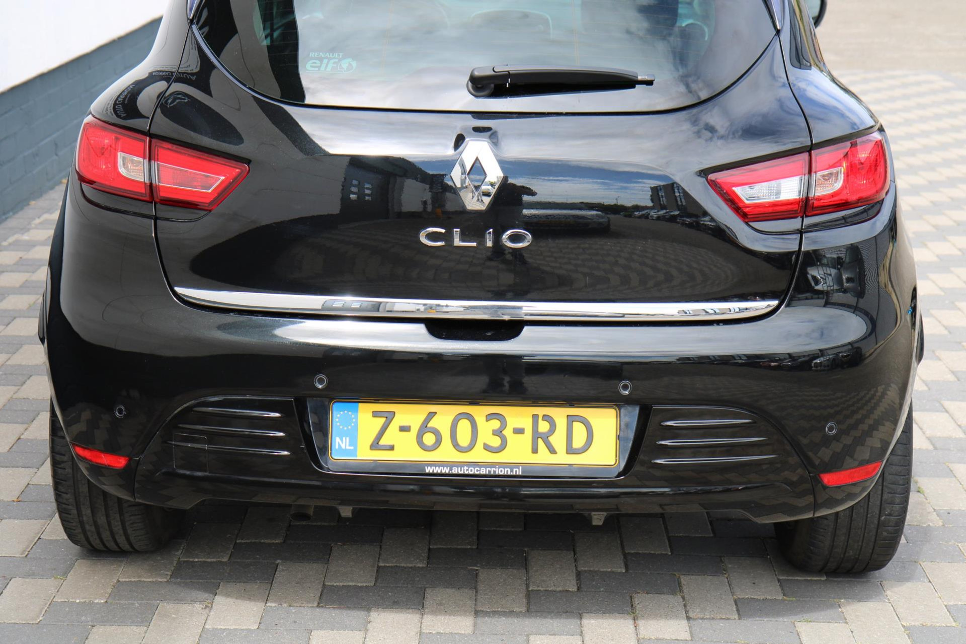 46179848-36.jpg