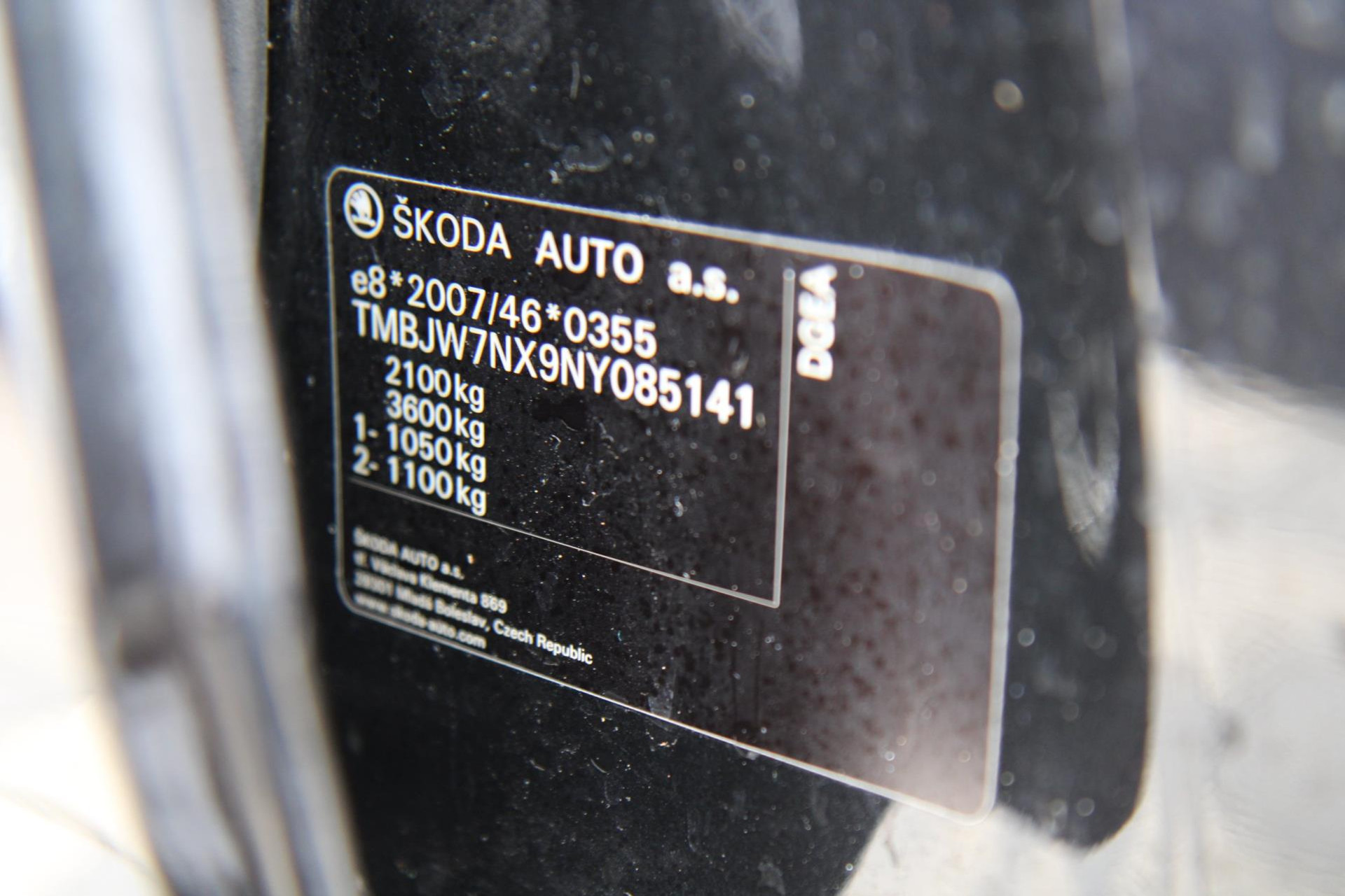 46223124-50.jpg
