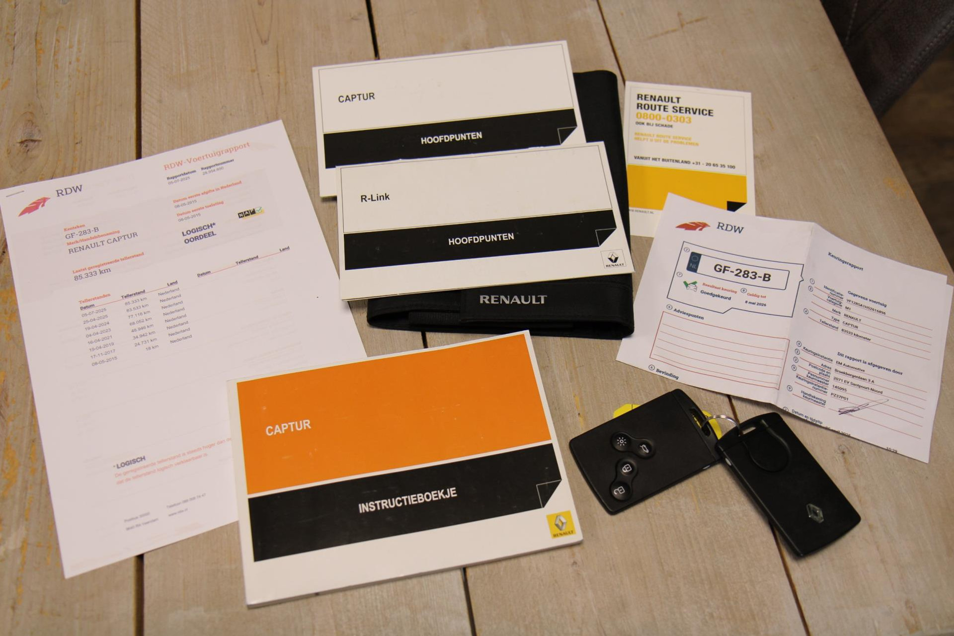 46448024-25.jpg