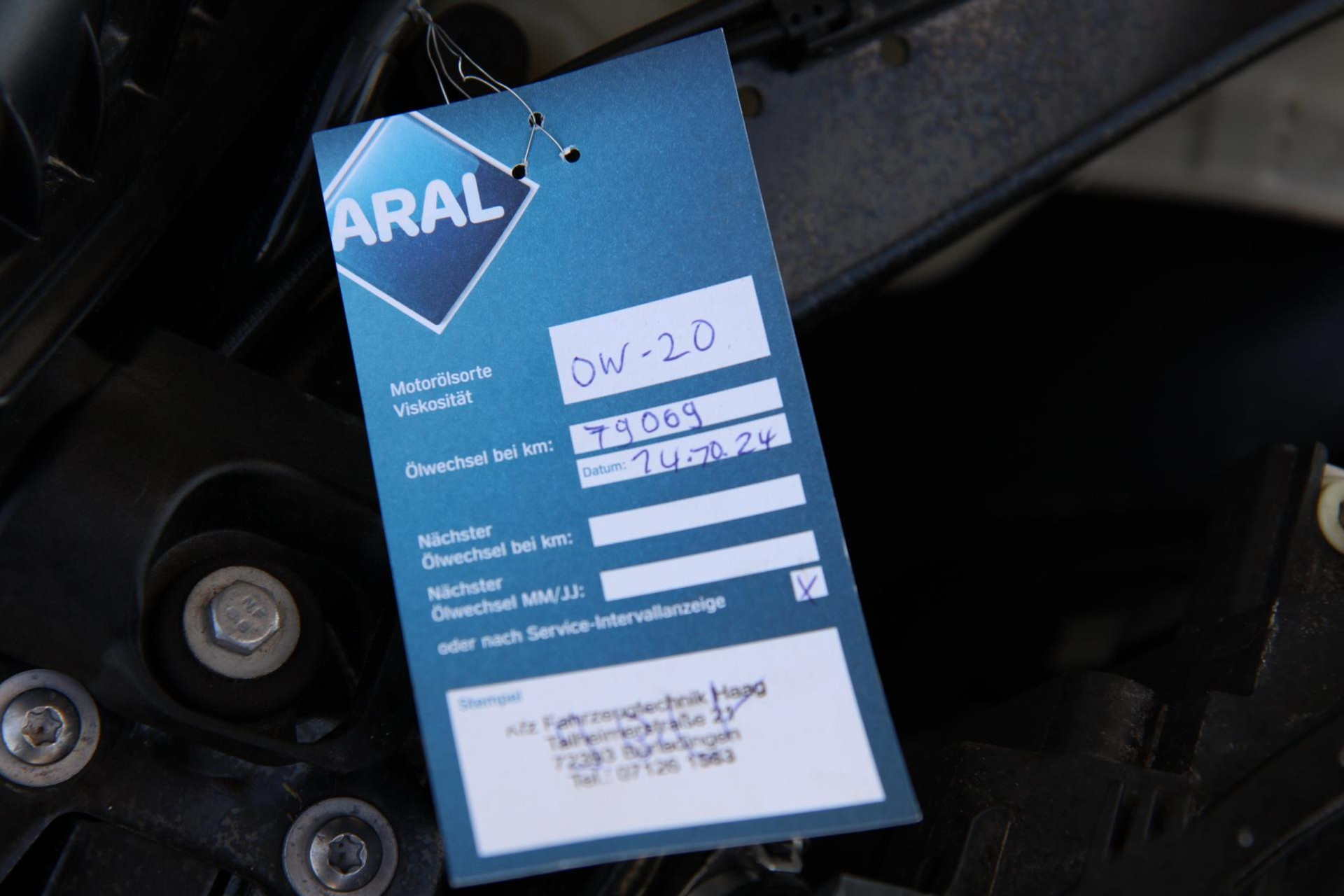 46482572-37.jpg