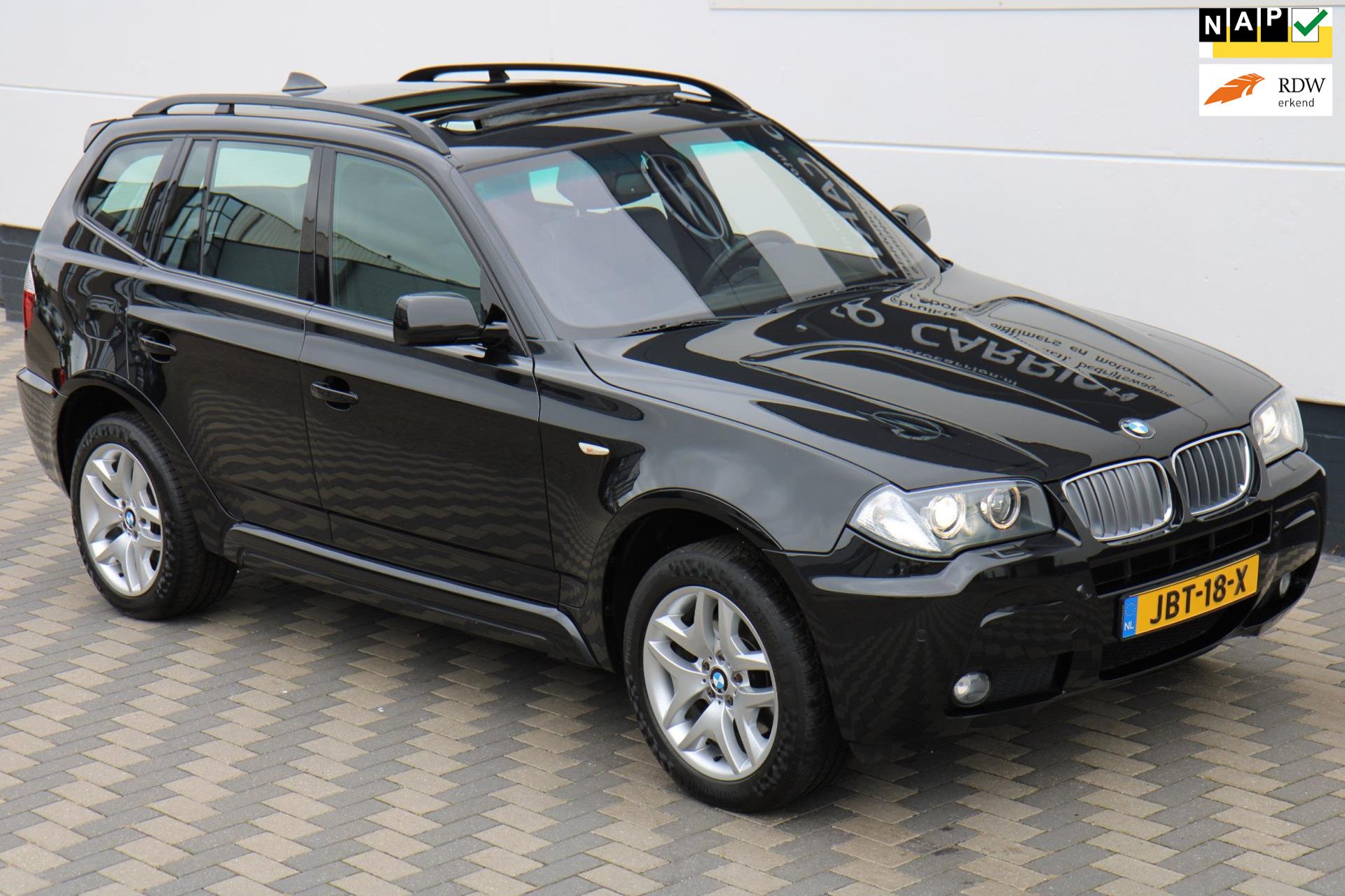 47148016-88.jpg