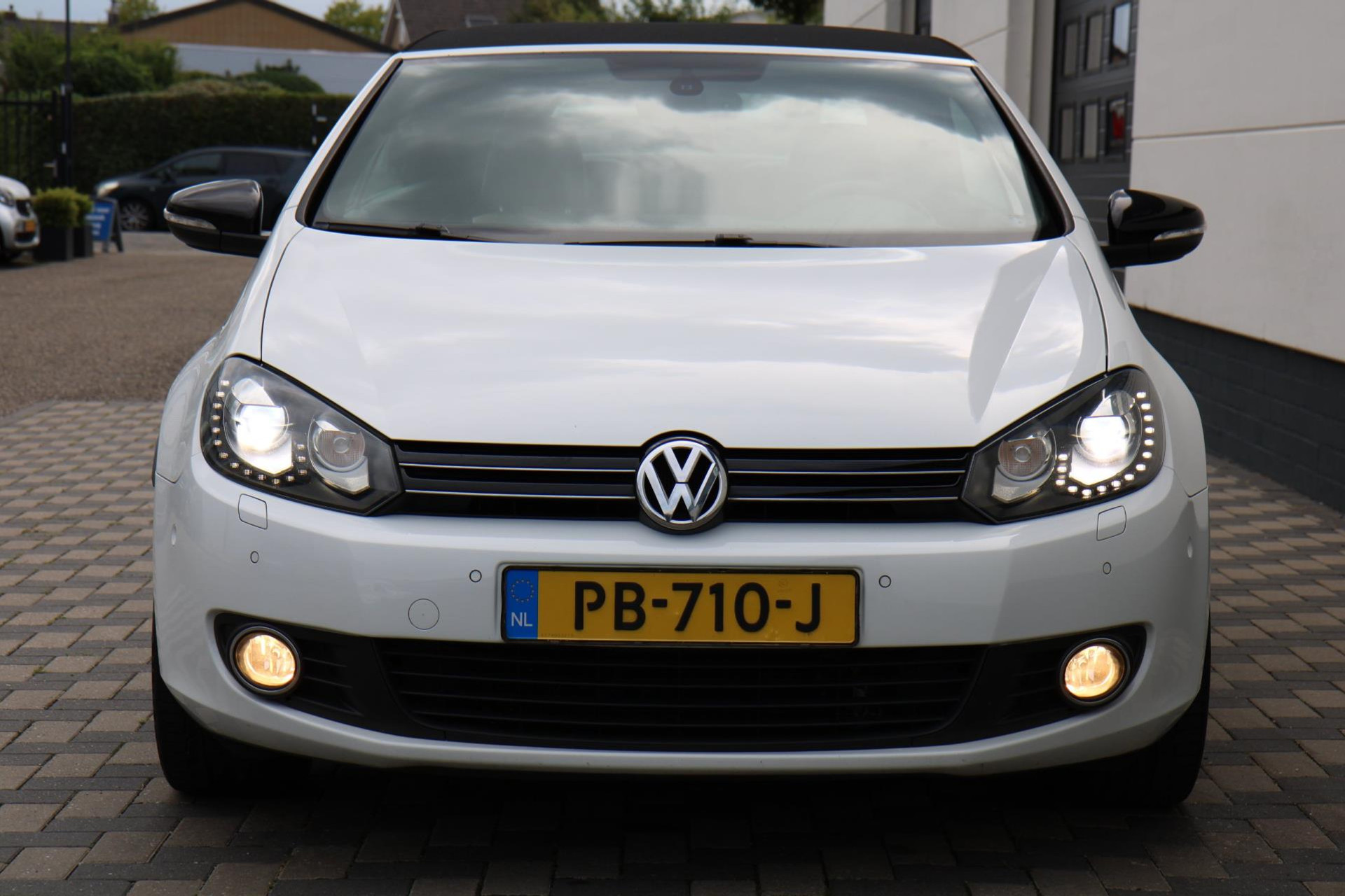 46743573-44.jpg