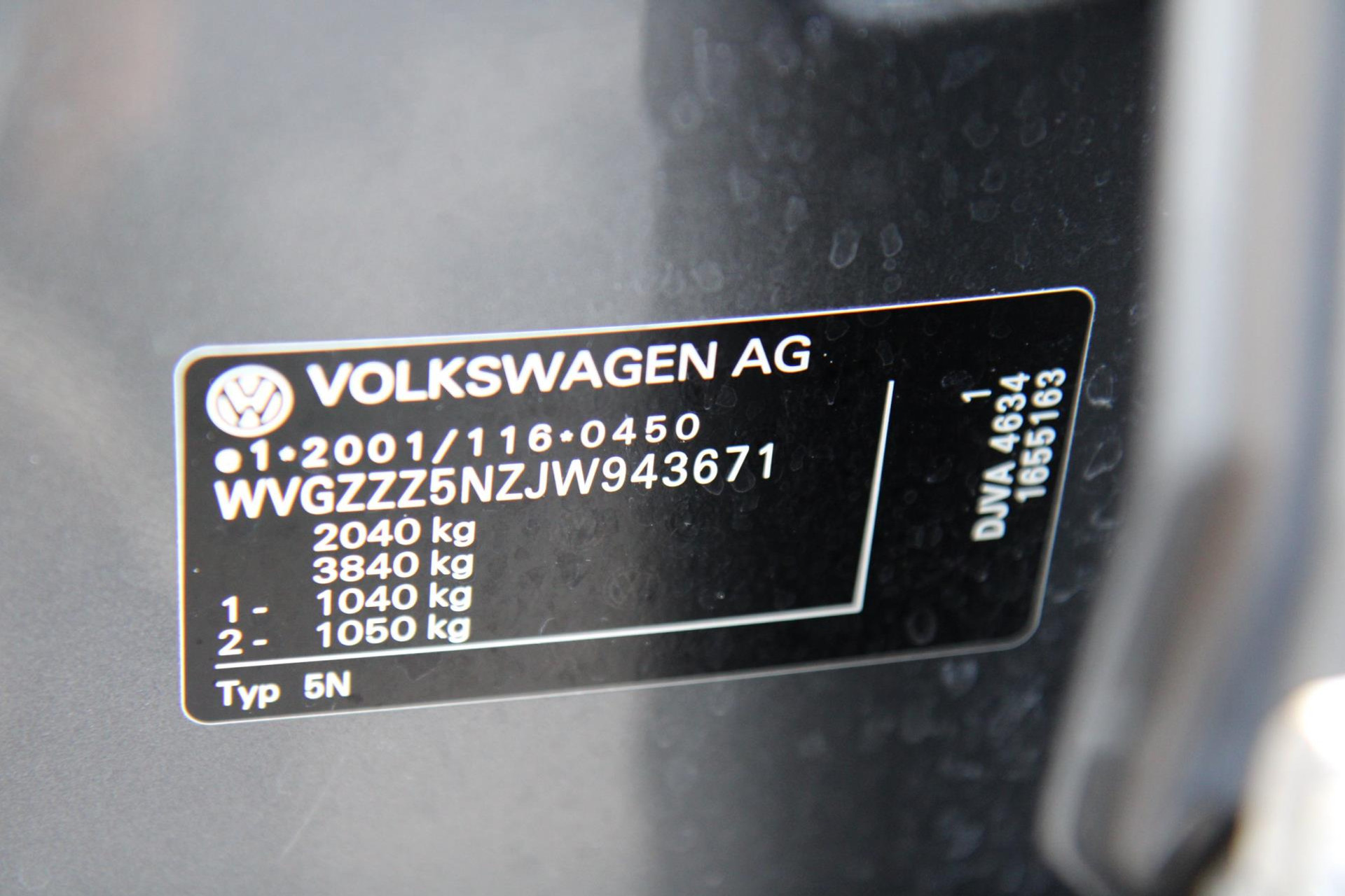 46744806-49.jpg