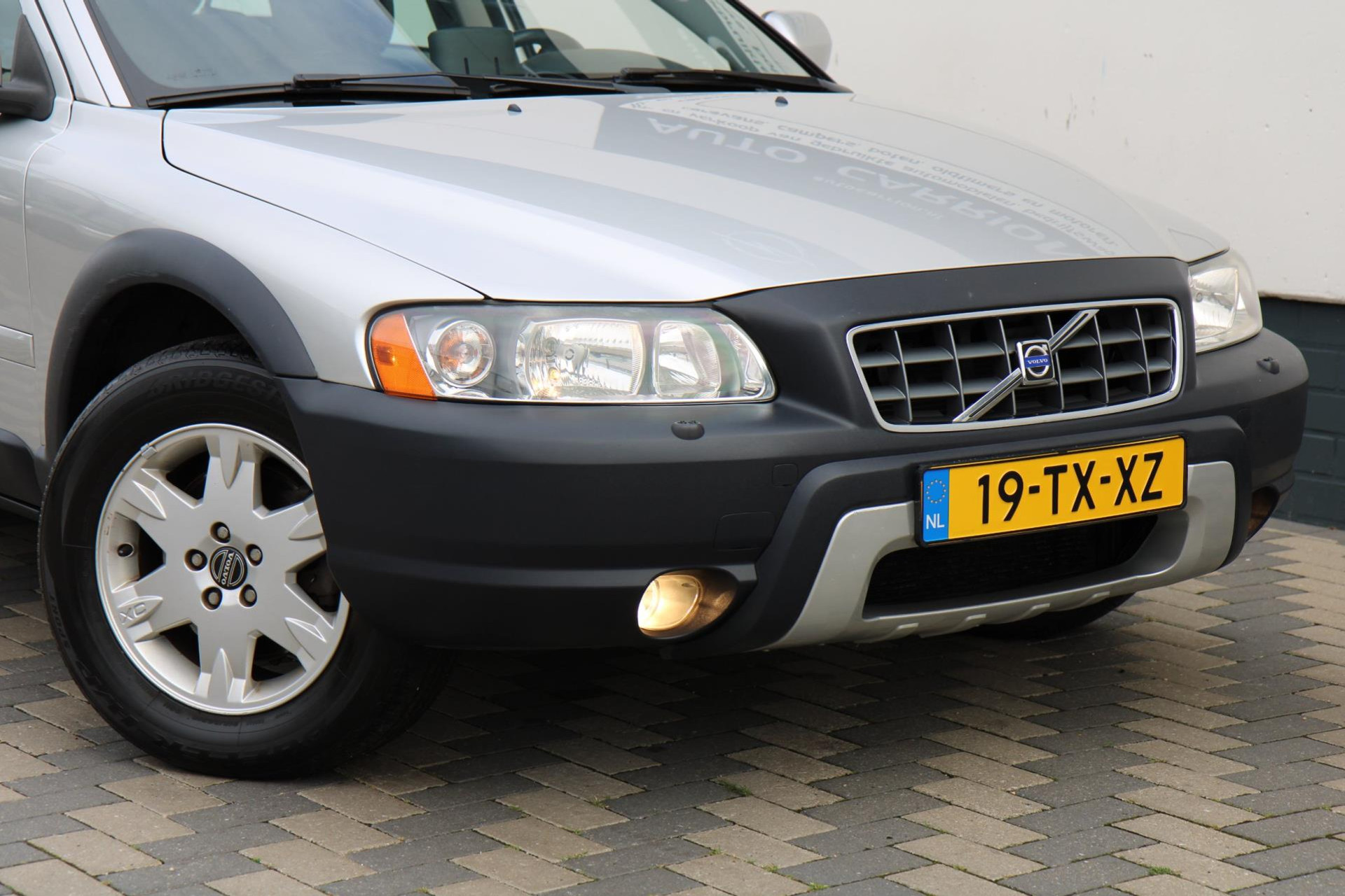 46746046-78.jpg