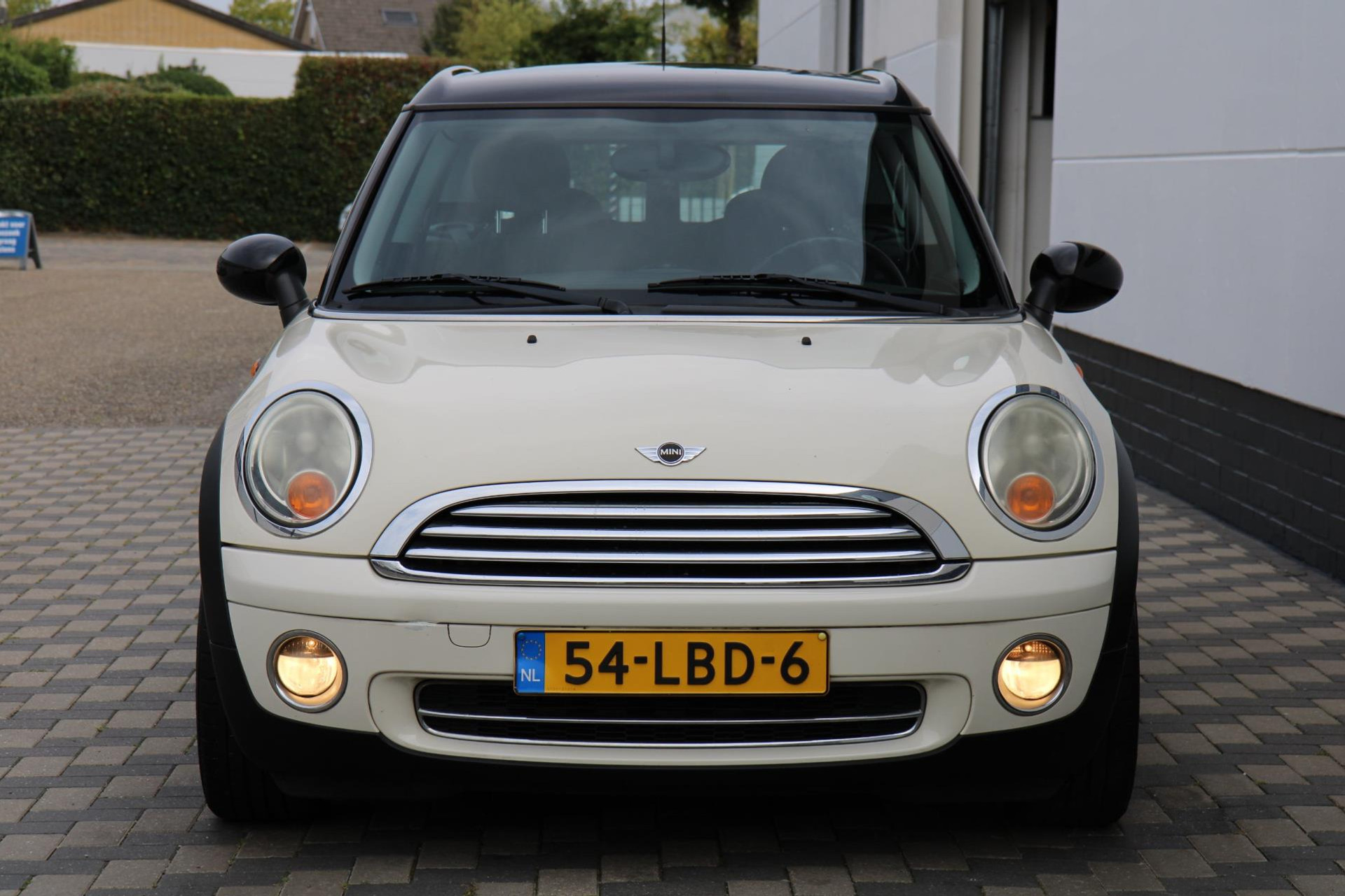 46882866-27.jpg