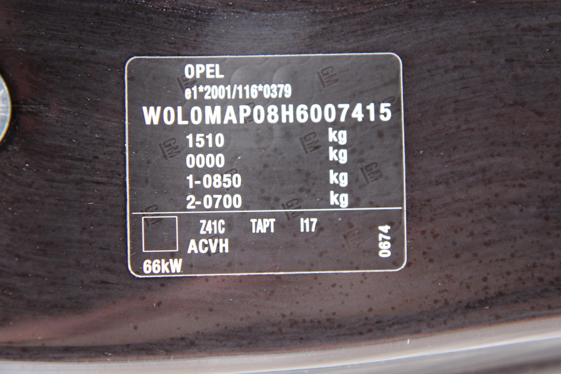 46882898-37.jpg