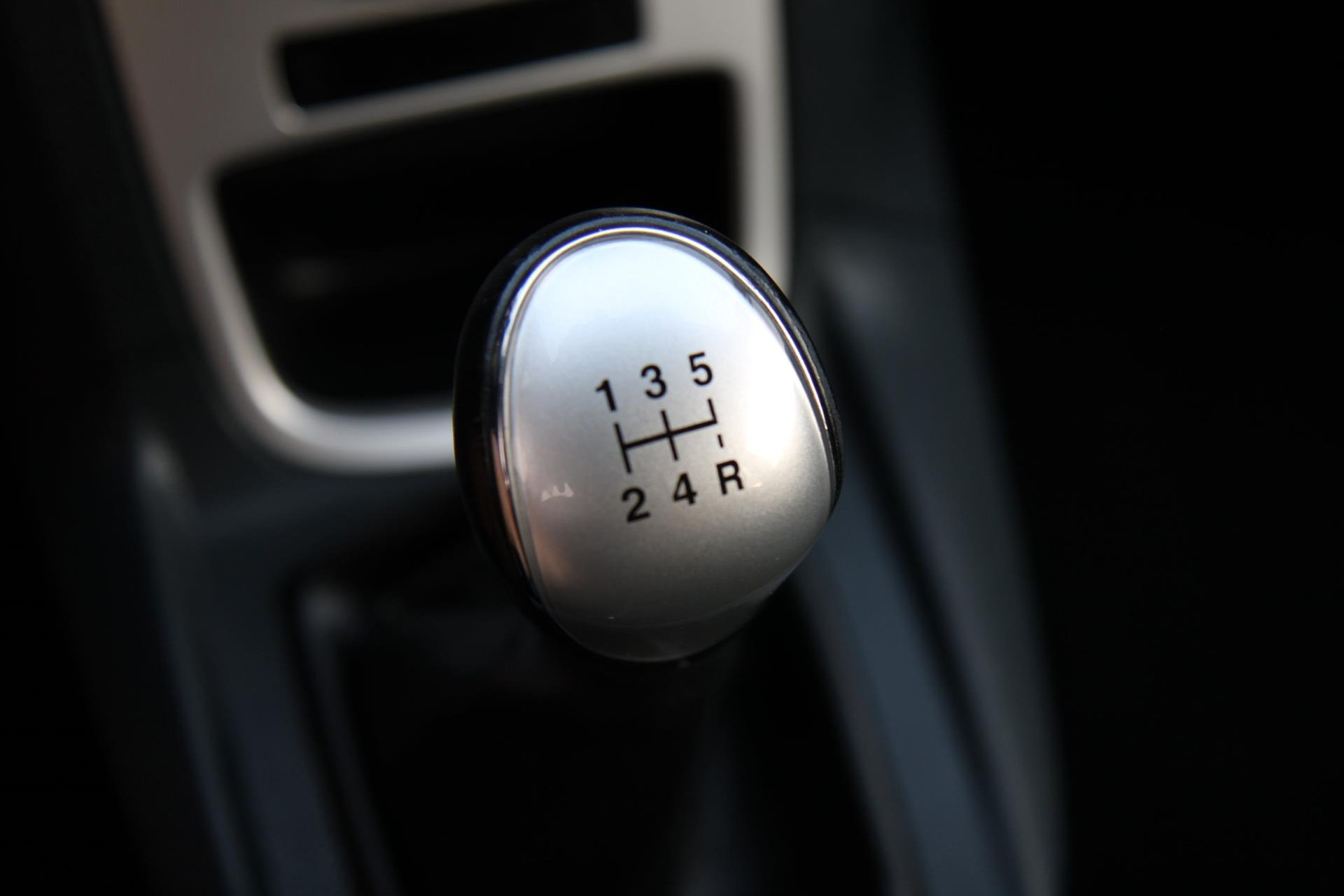 46948023-13.jpg