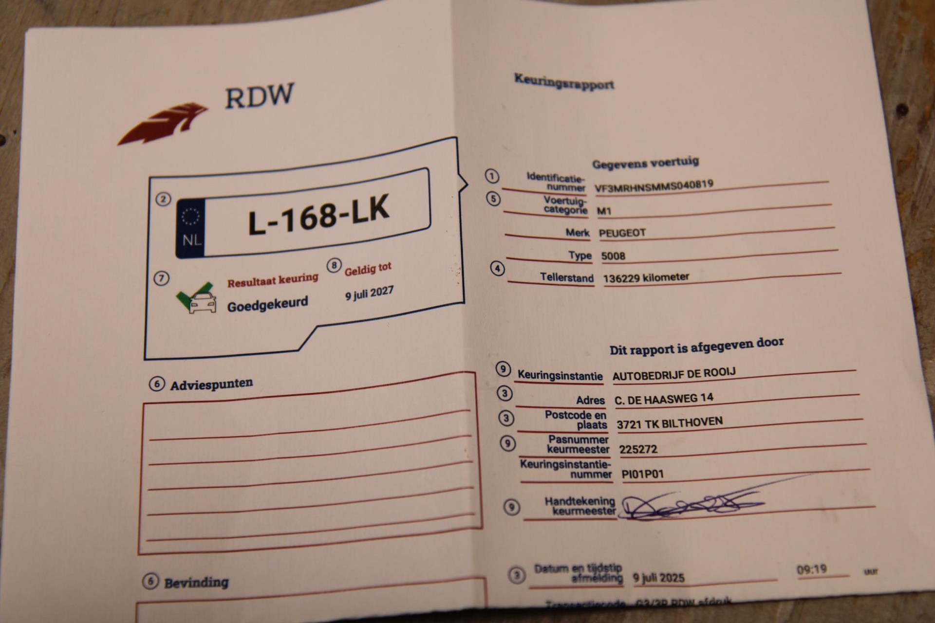 46957229-87.jpg
