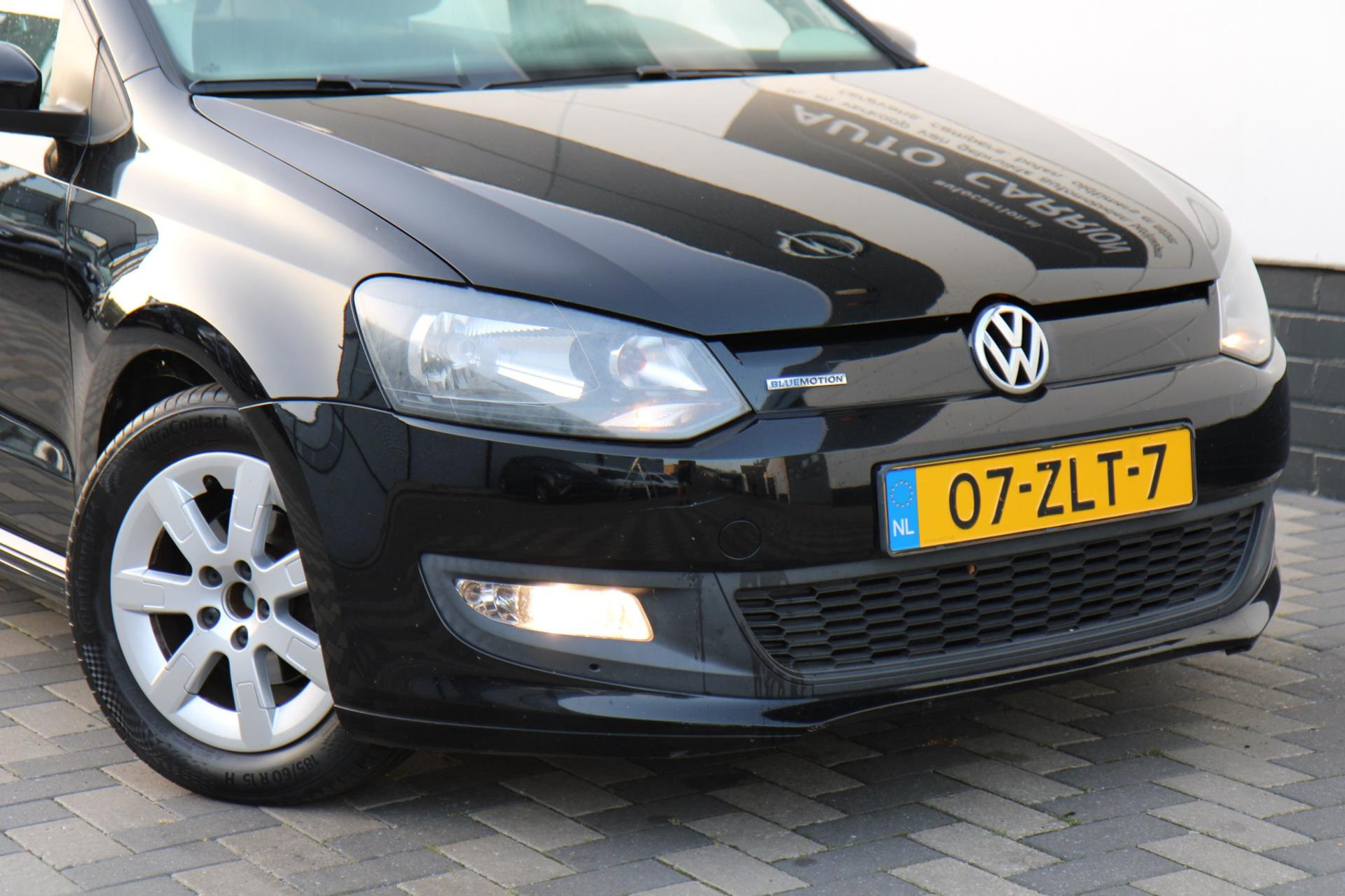 46973021-58.jpg