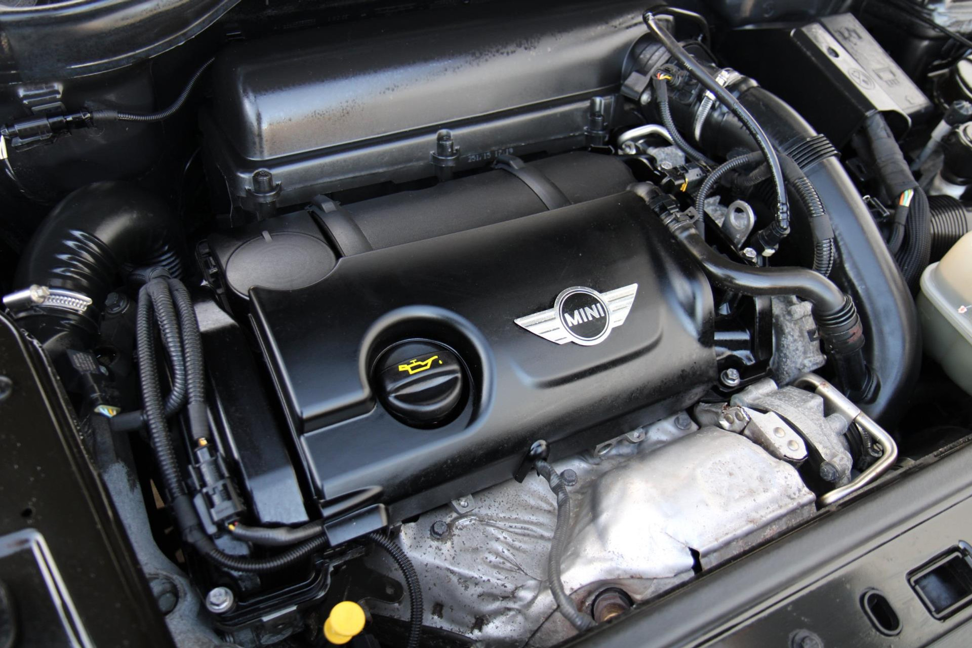 47018887-34.jpg