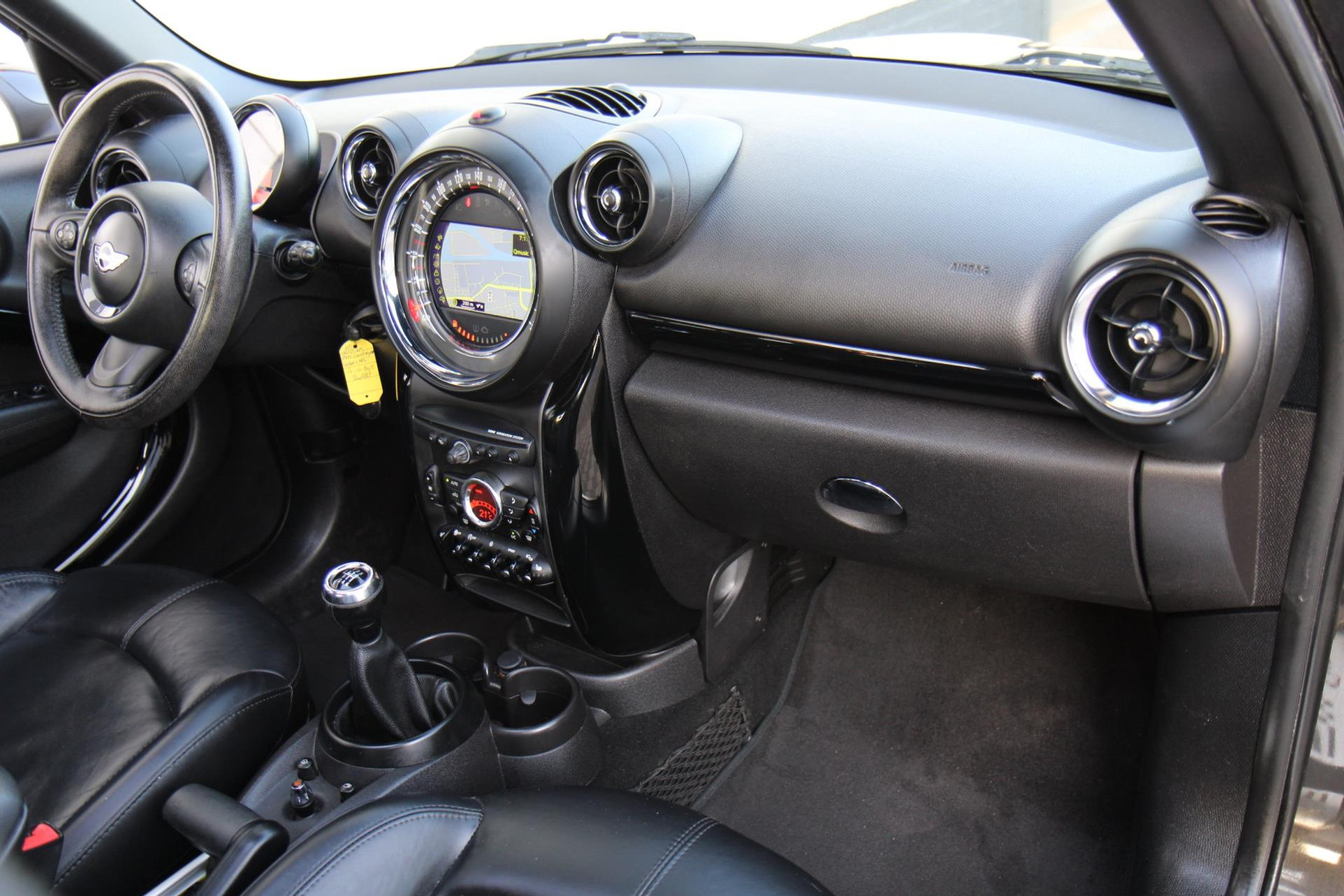 47018887-78.jpg