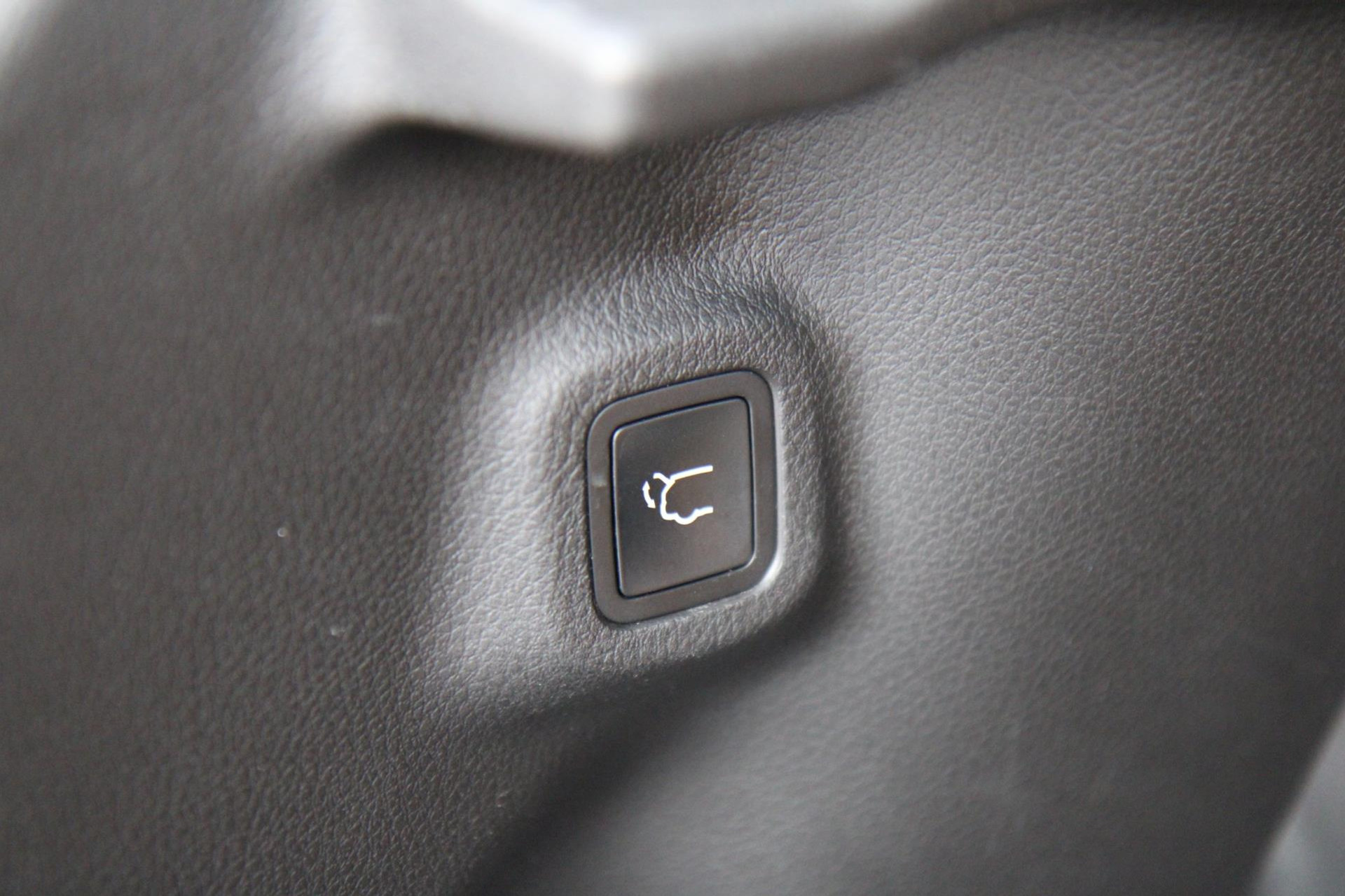 47135274-60.jpg