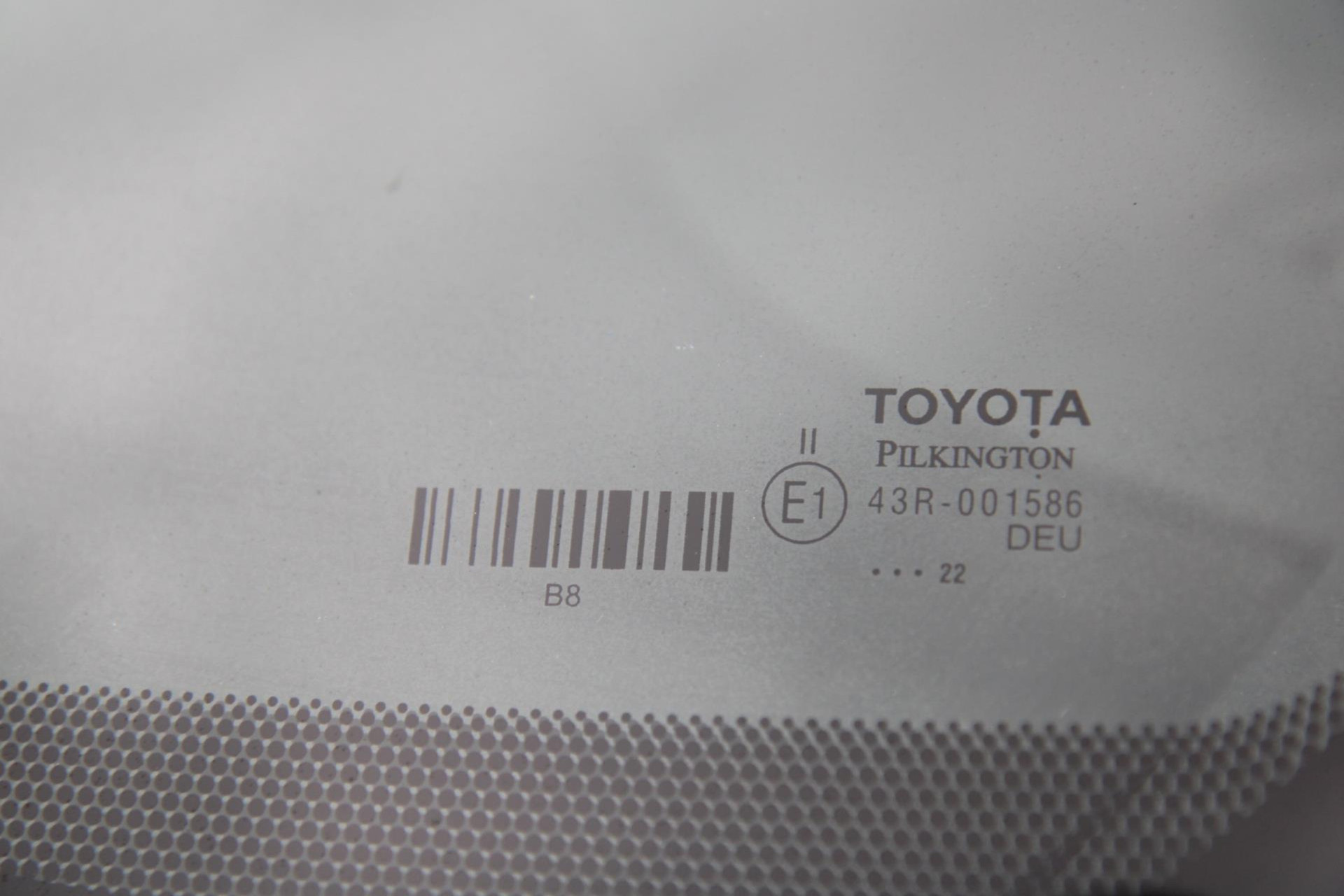 47147956-39.jpg