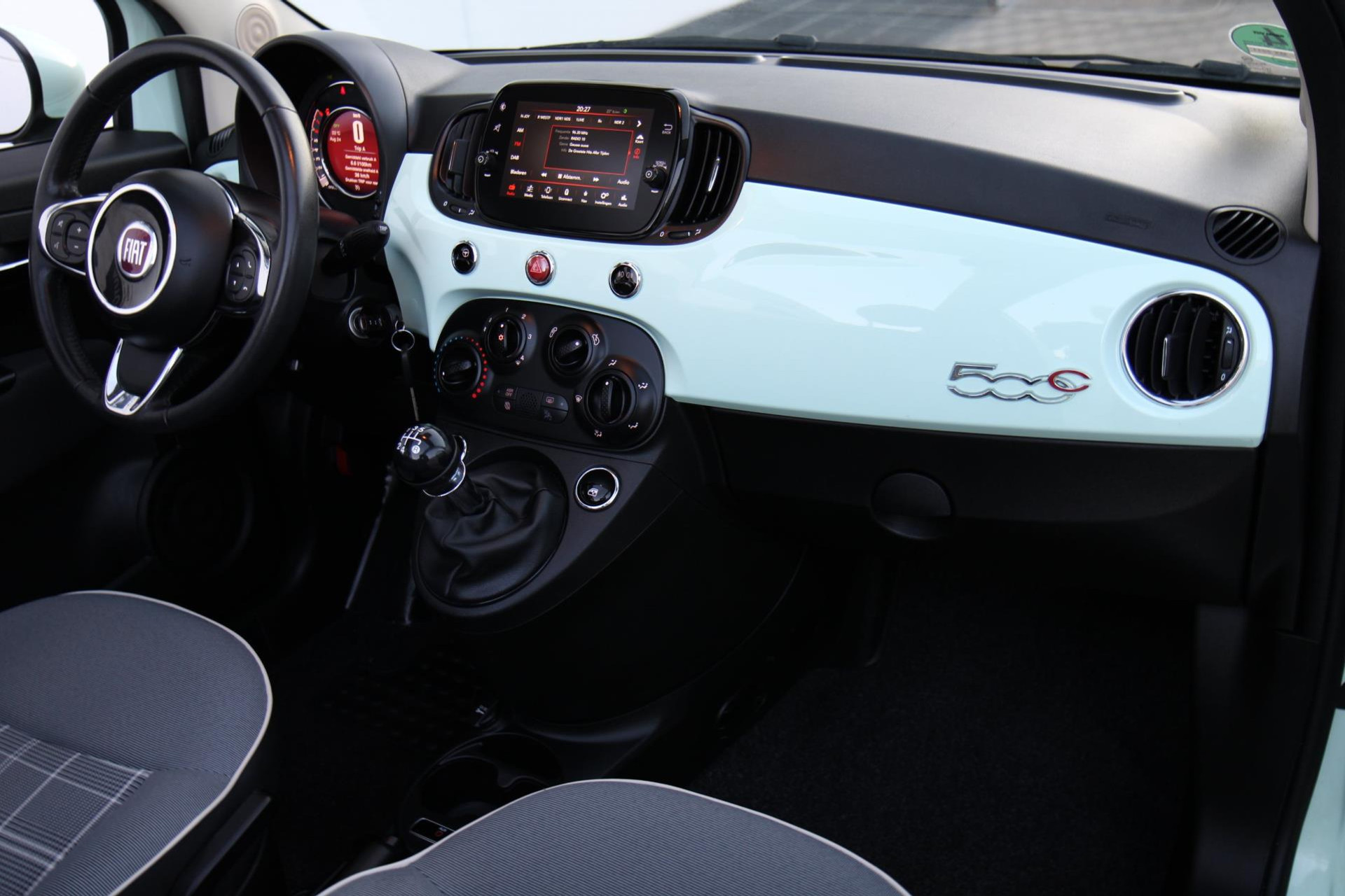47170823-81.jpg