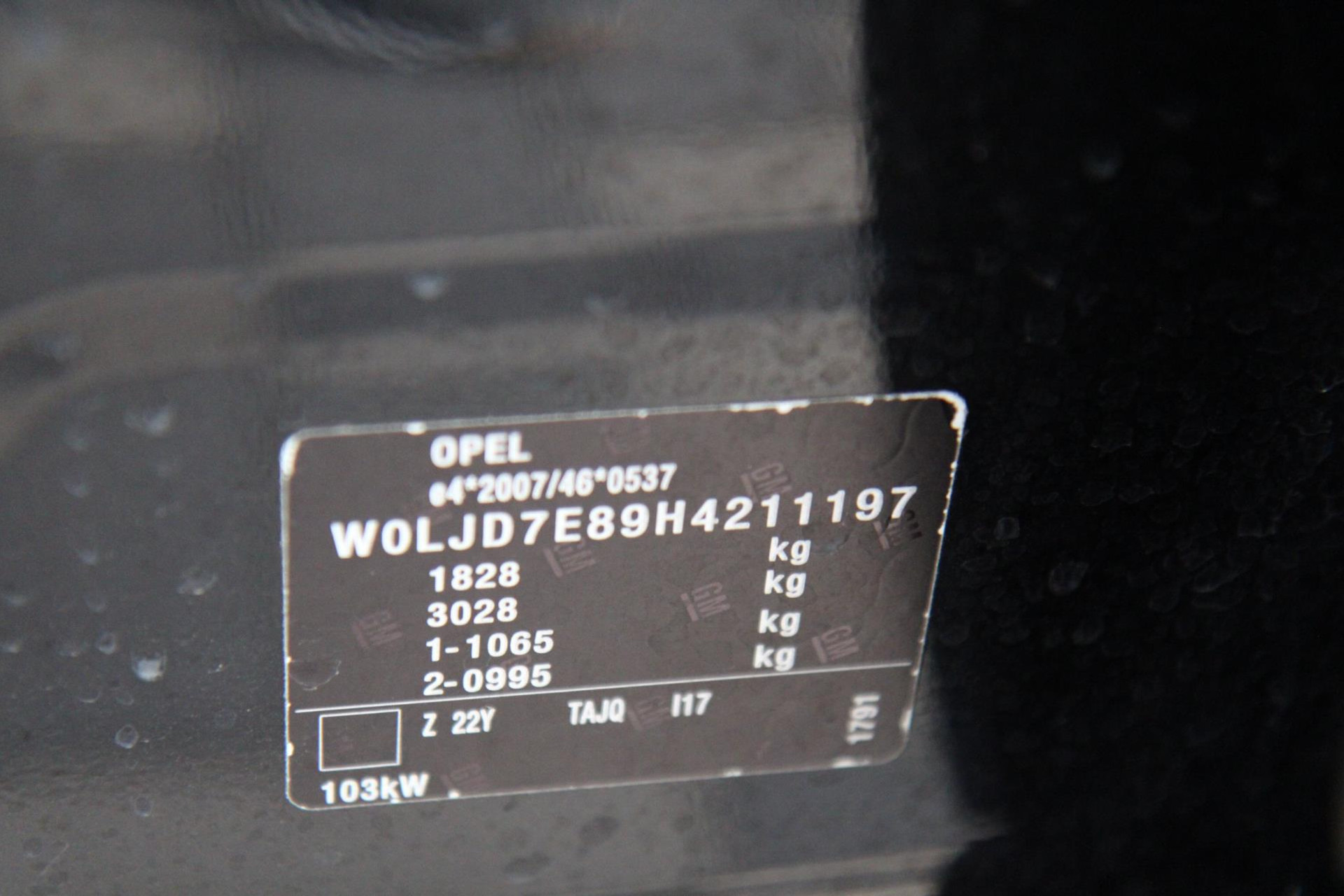 47197629-52.jpg