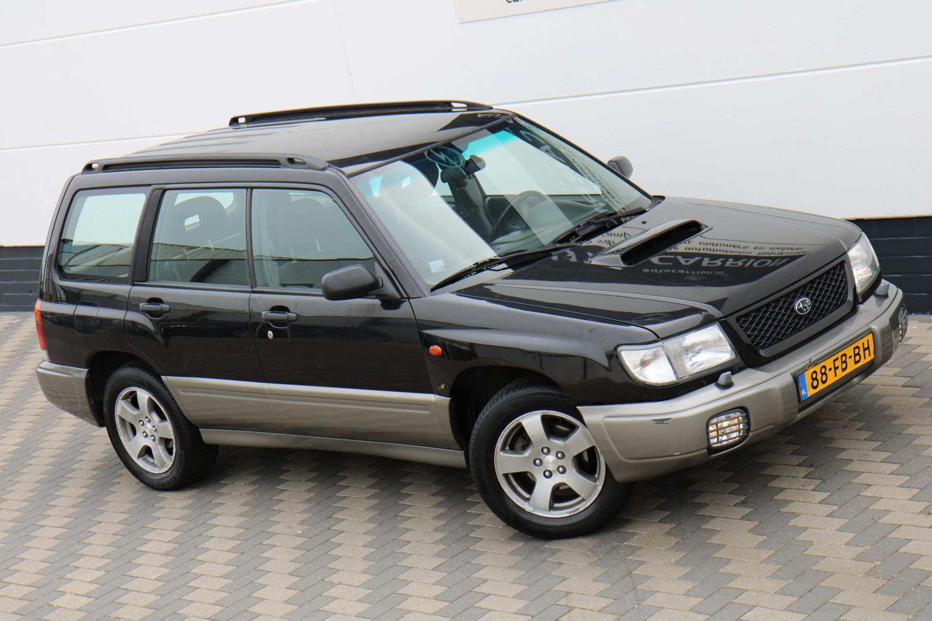 47205810-52.jpg
