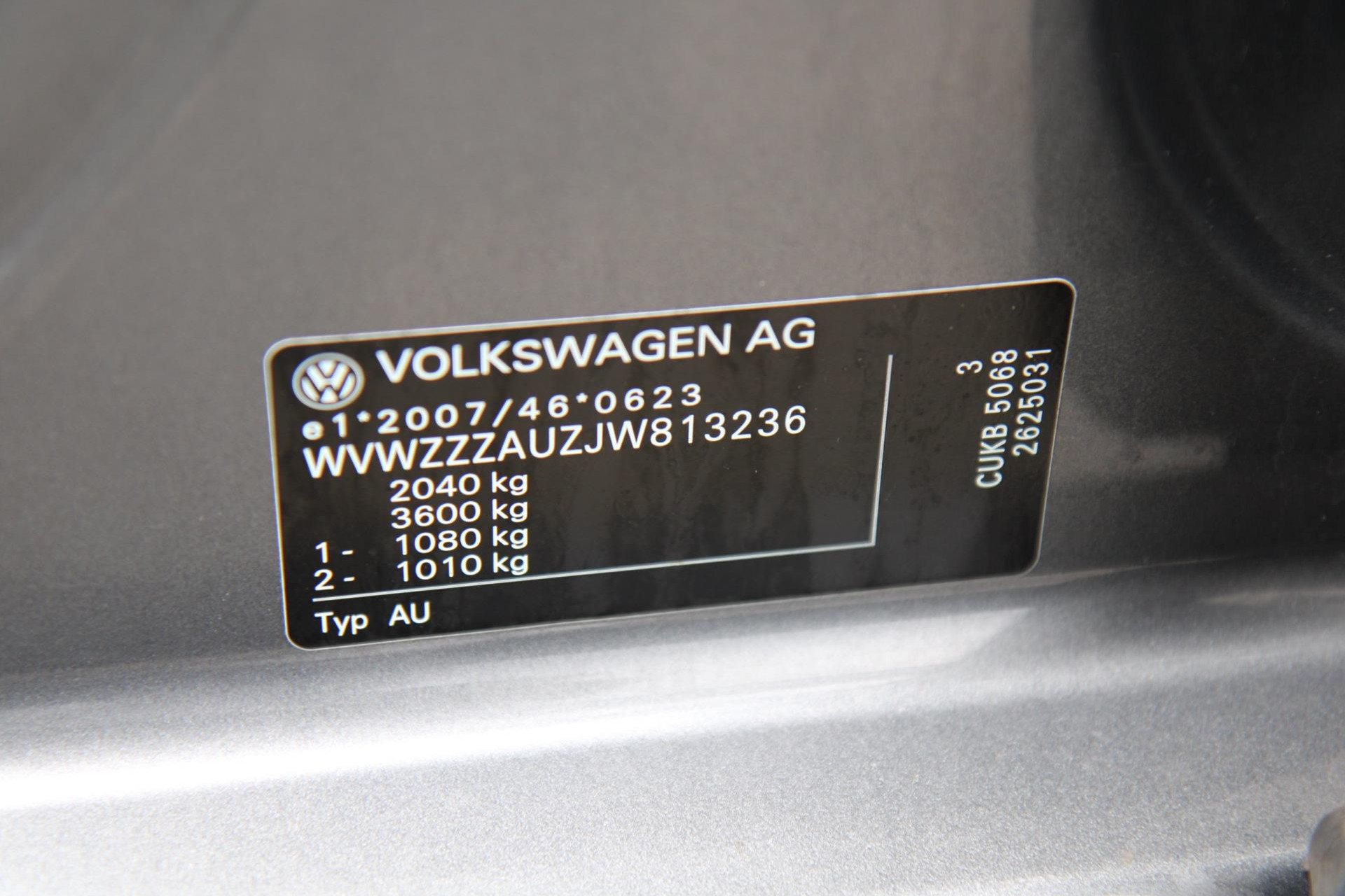 47236351-82.jpg