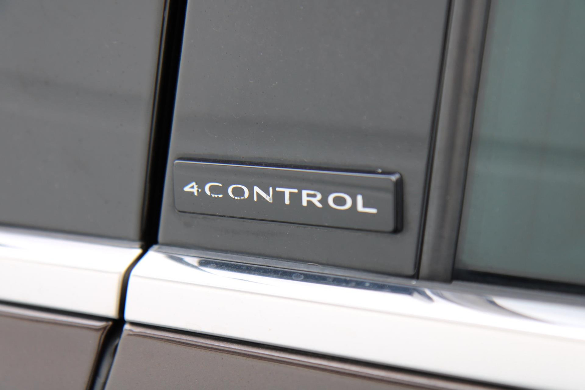 47256889-61.jpg