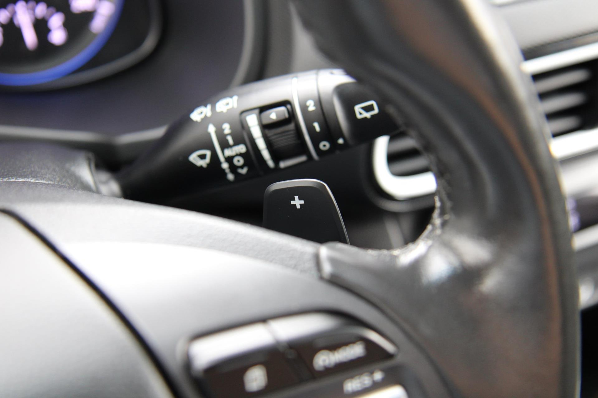 47260877-21.jpg