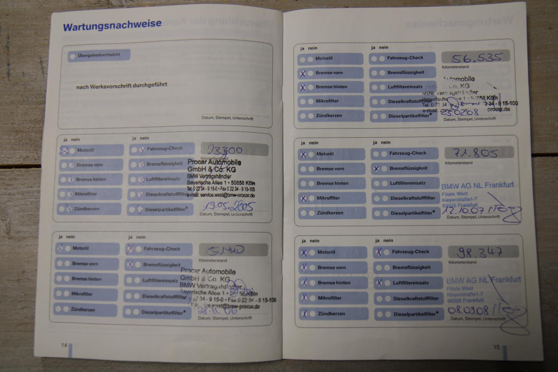 47332727-27.jpg