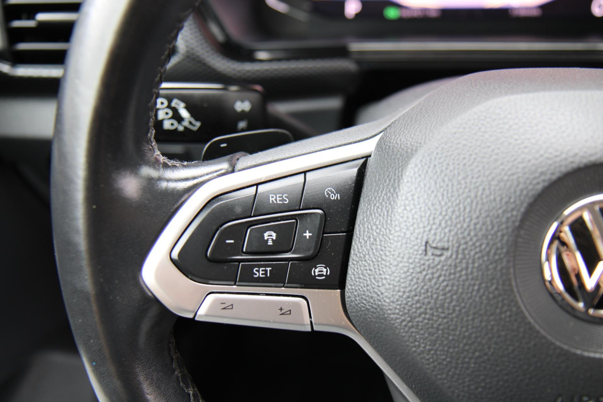 47377014-12.jpg