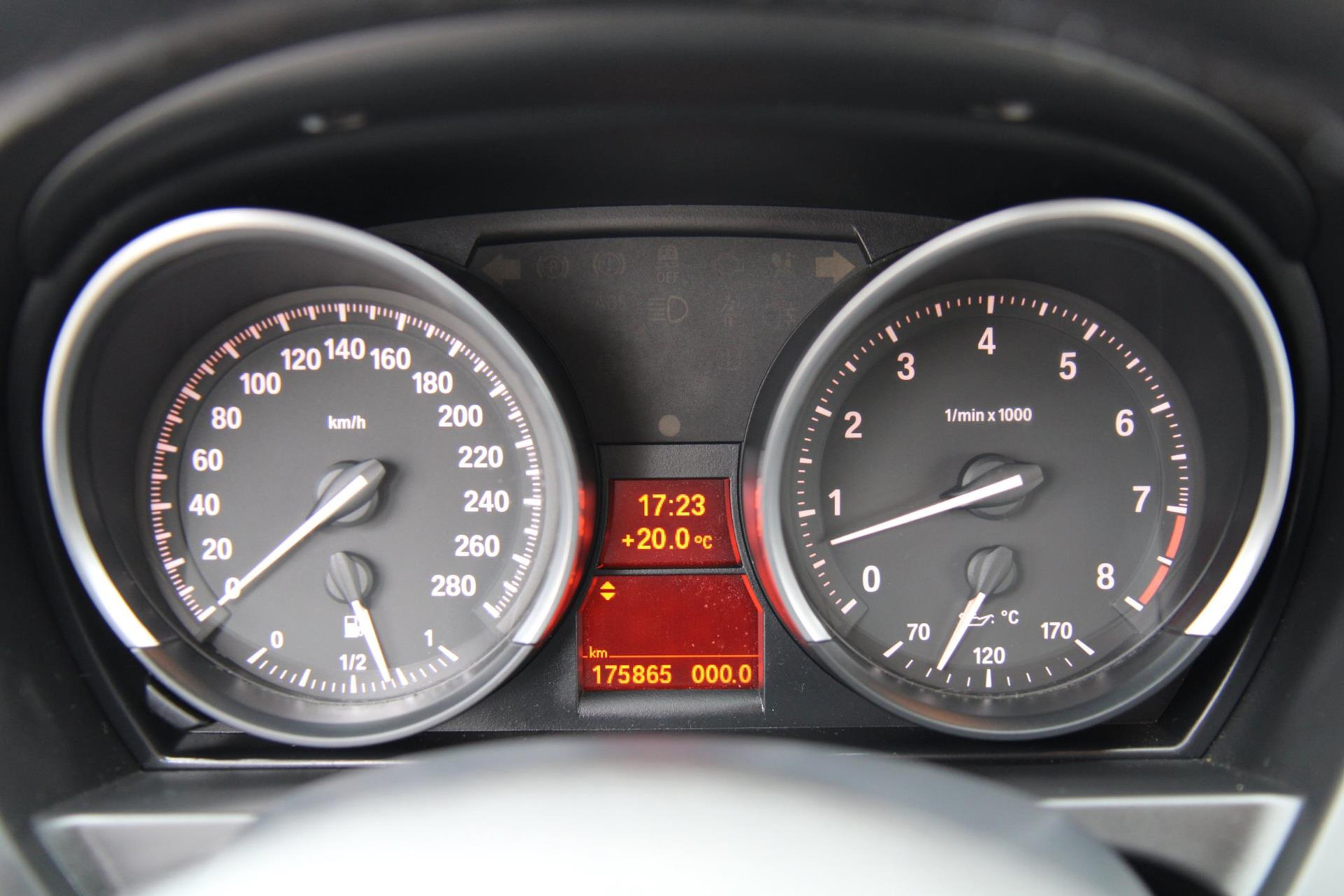 47474941-16.jpg