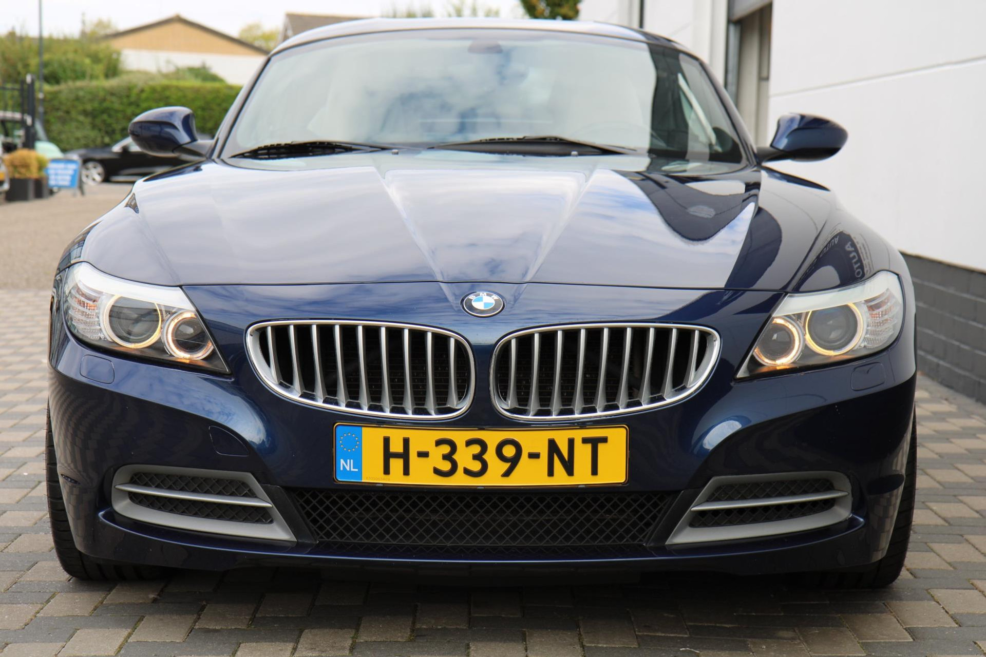 47474941-42.jpg