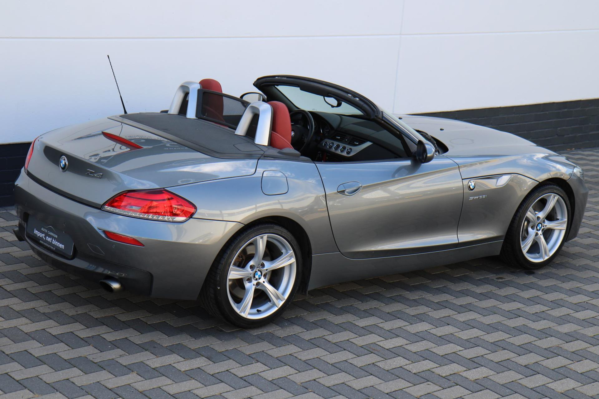 47494090-5.jpg