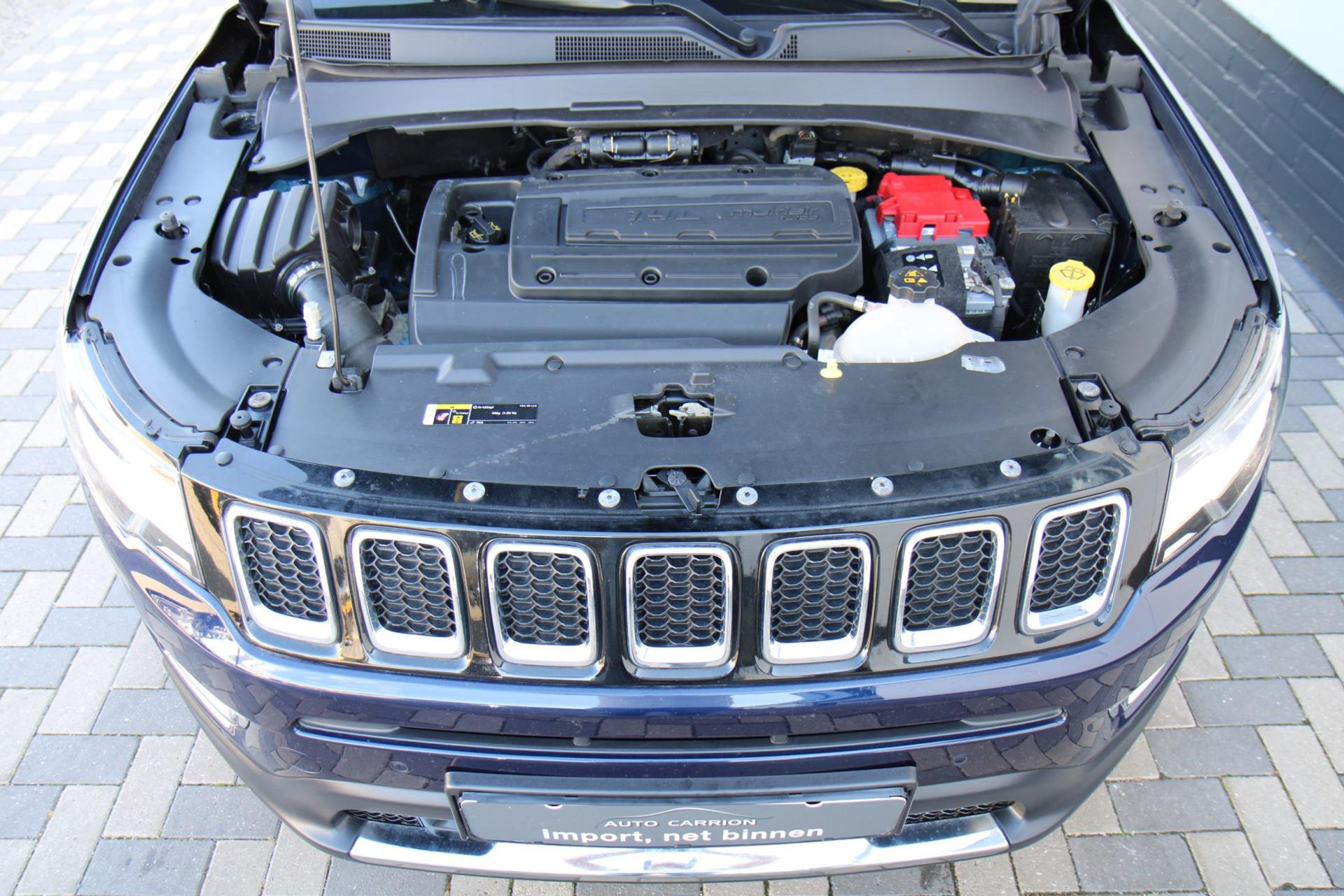 47494123-40.jpg