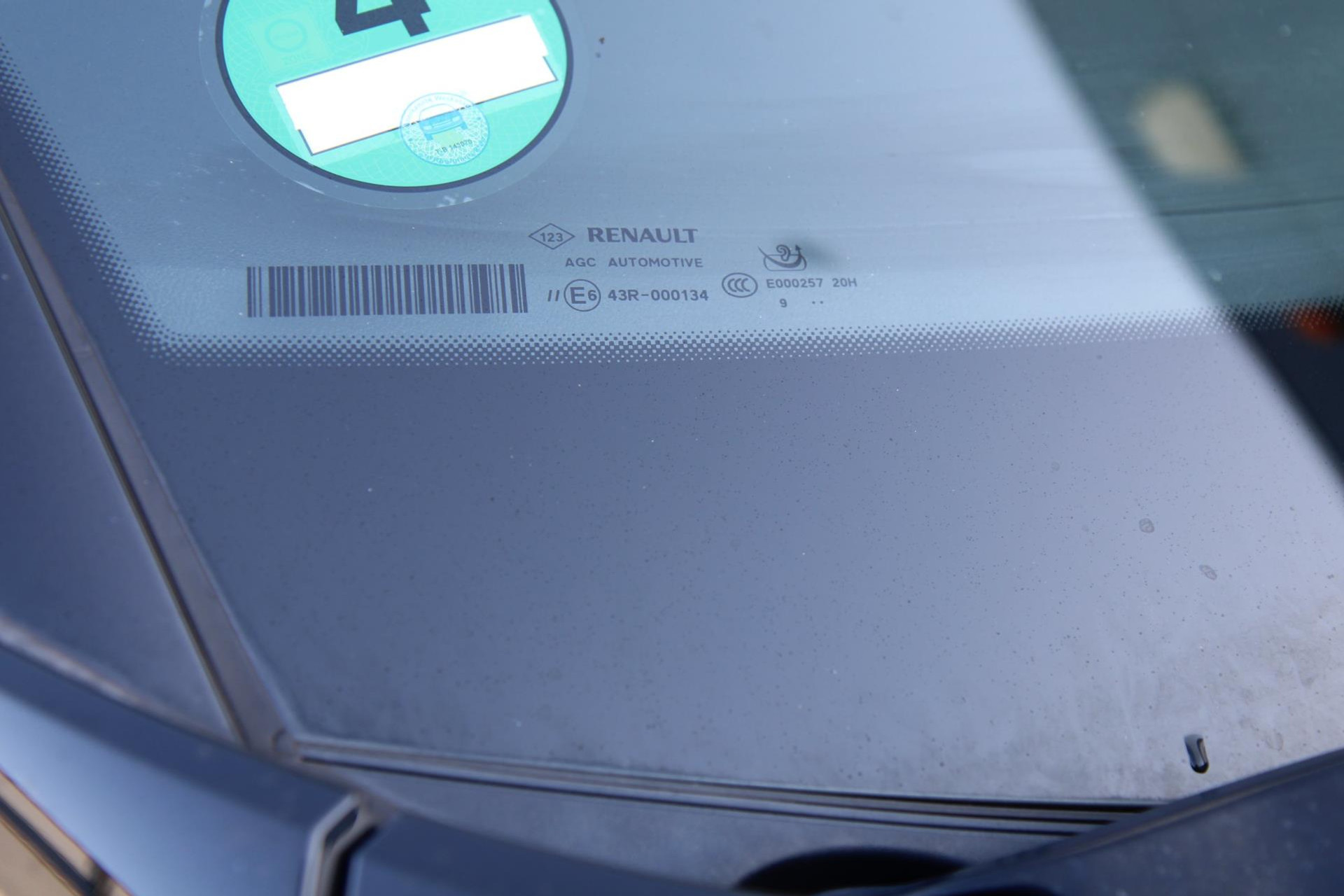 47494194-32.jpg