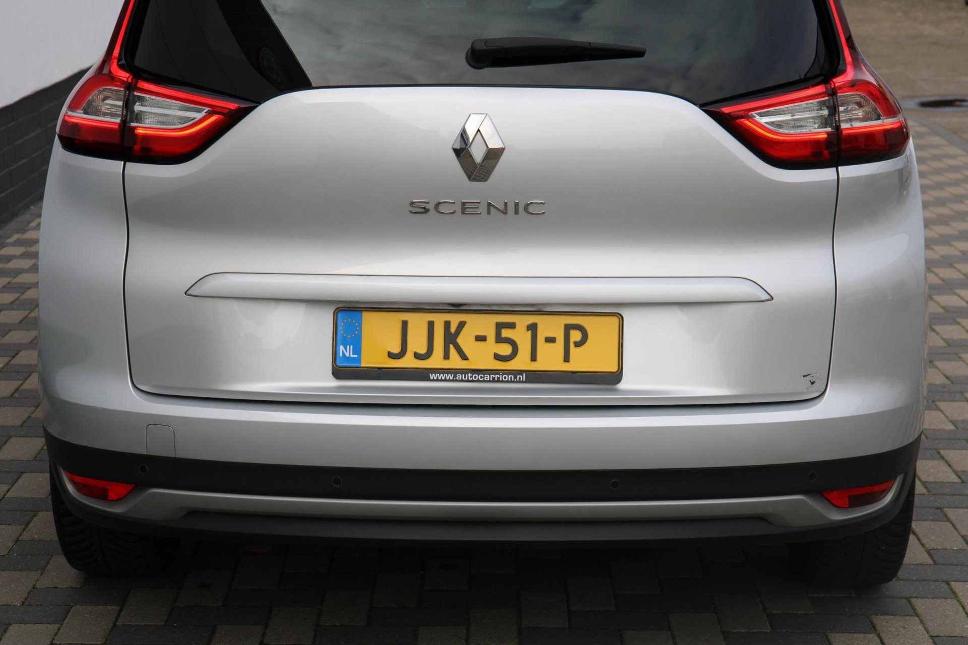 47494194-47.jpg