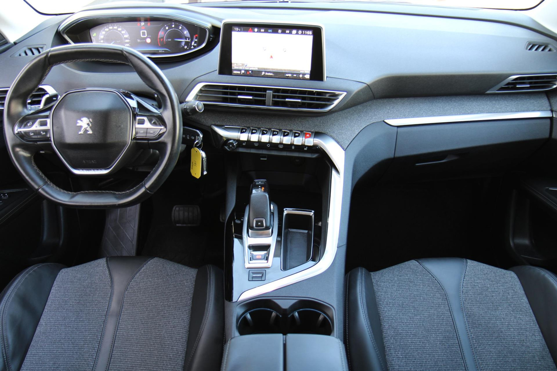 47509056-9.jpg