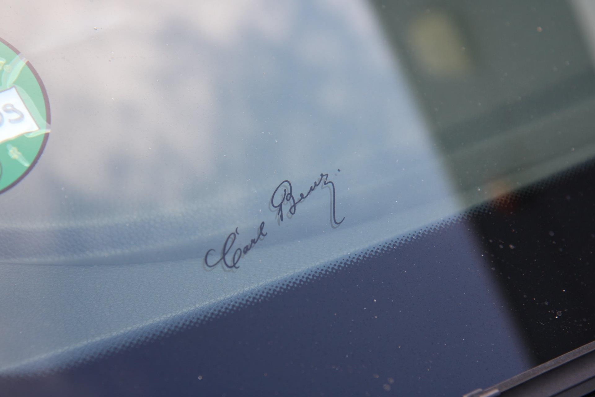 47540295-86.jpg