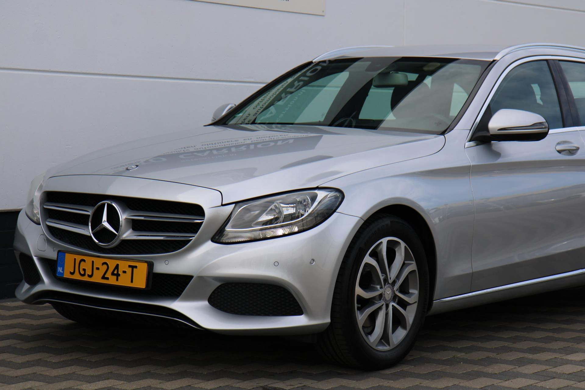 47540295-93.jpg