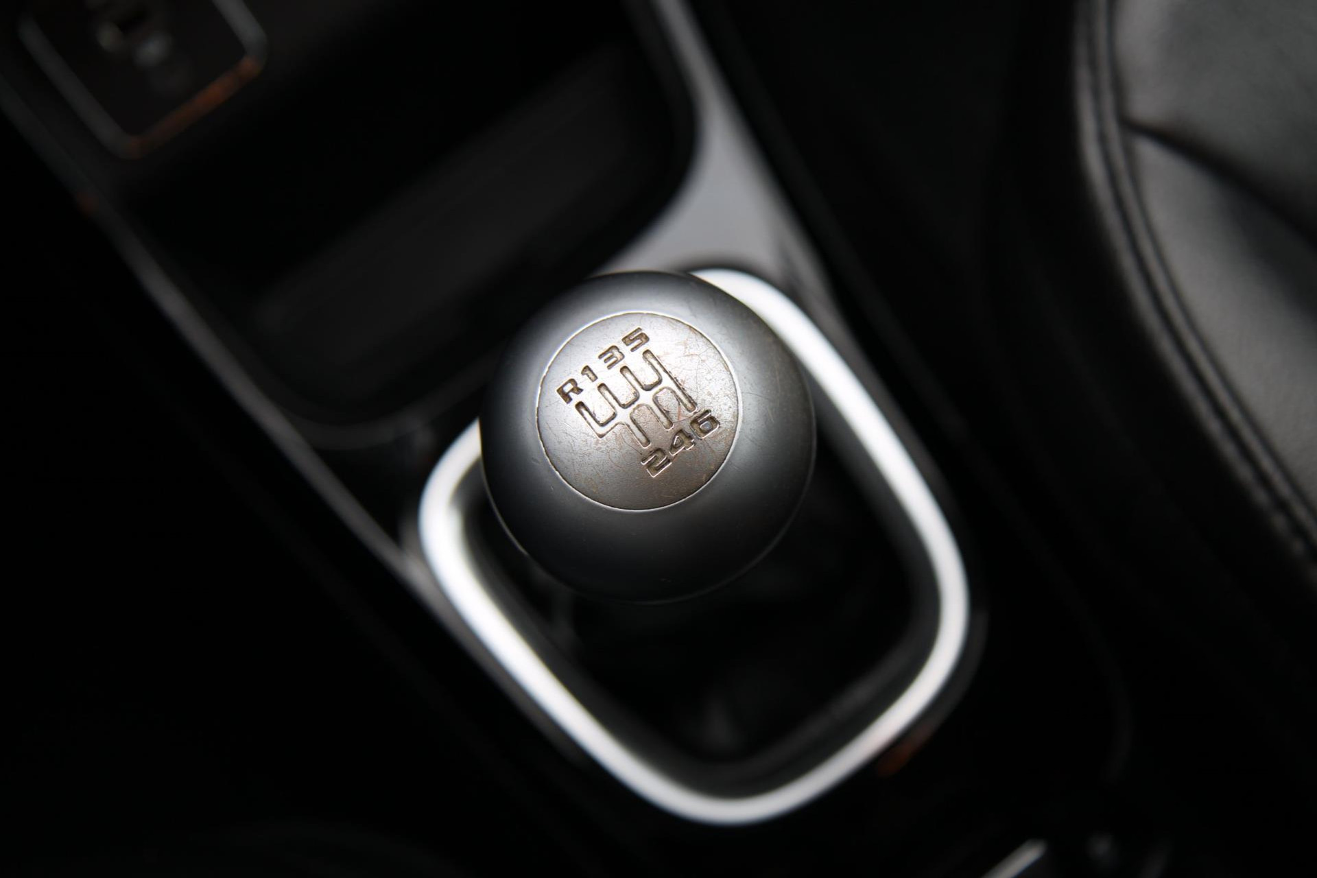 47716532-27.jpg