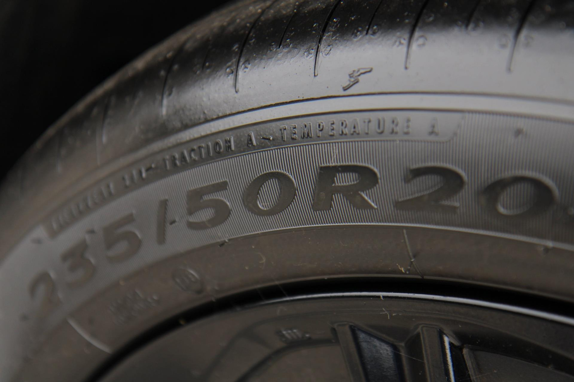 47755834-57.jpg