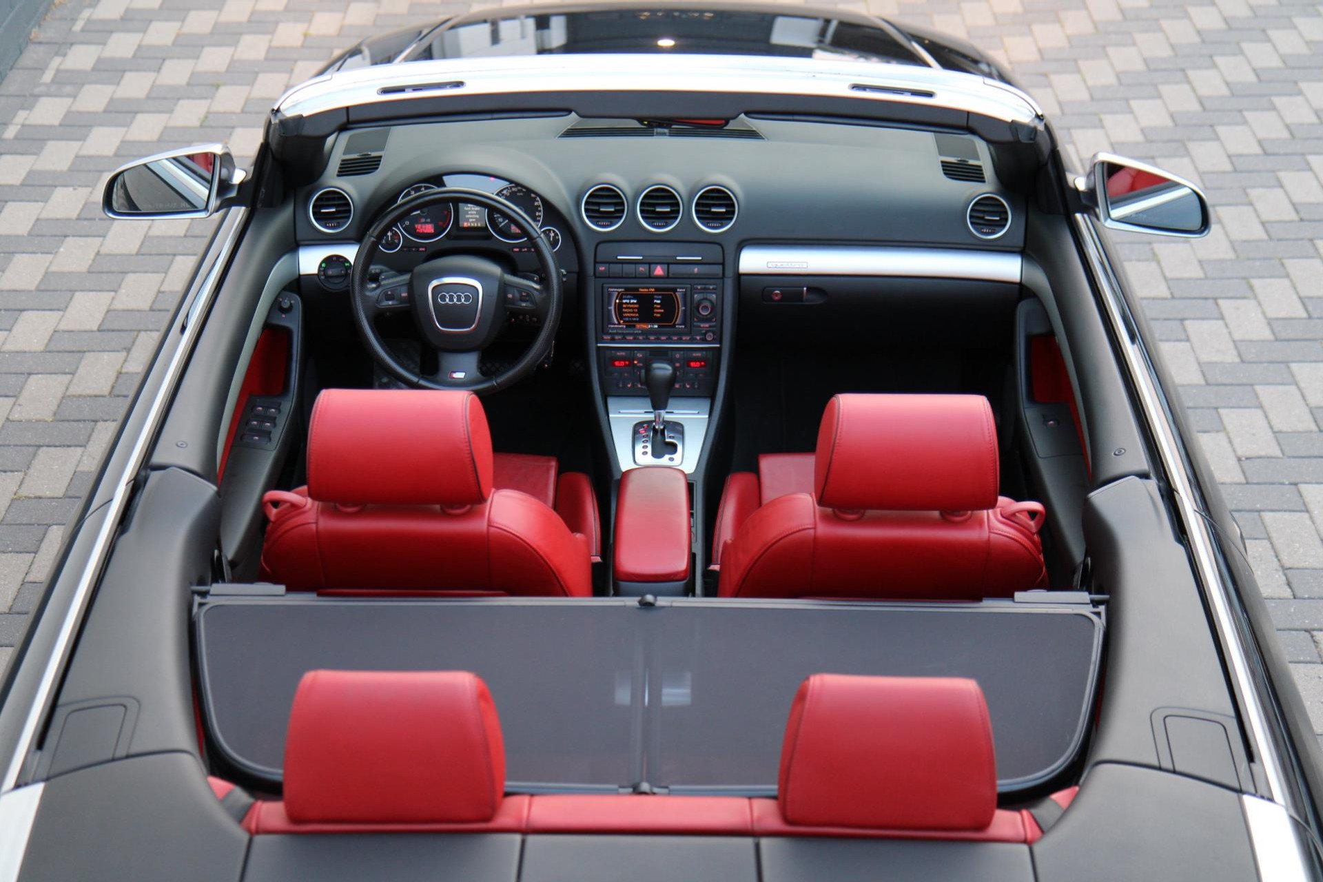 47767946-43.jpg