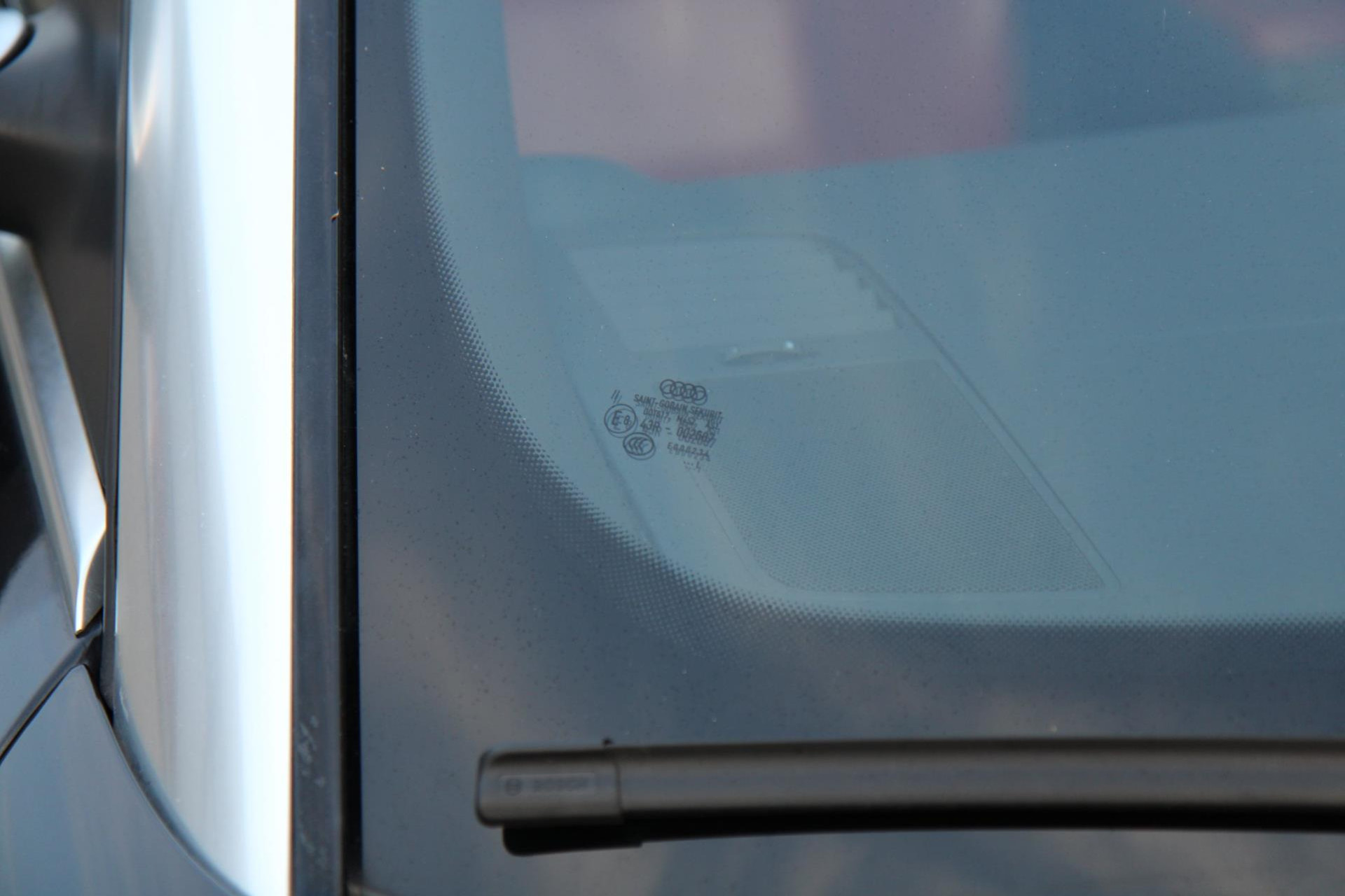 47767946-58.jpg