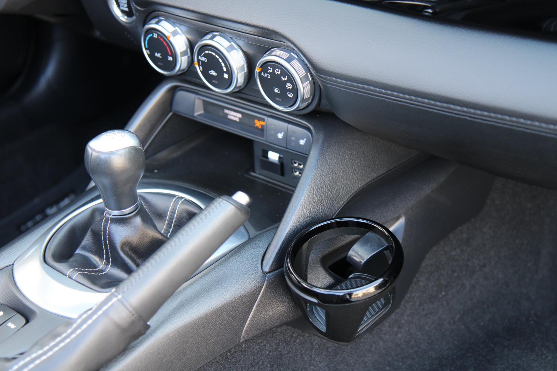 47768845-41.jpg
